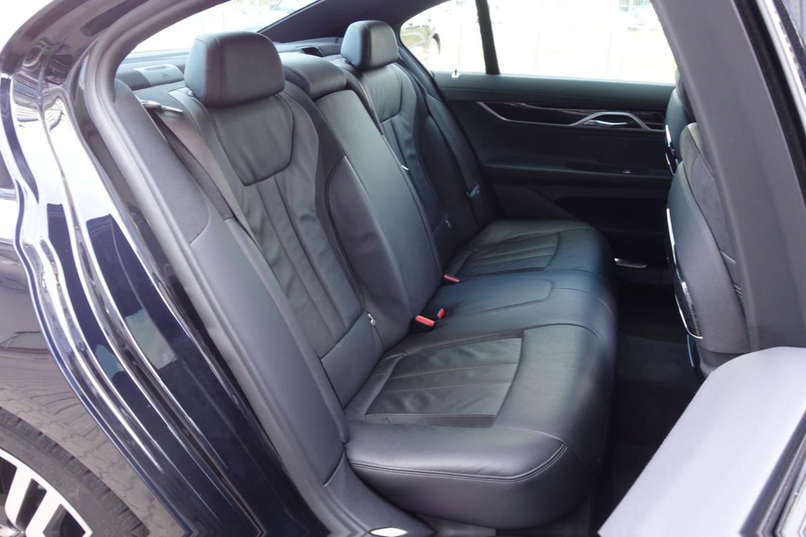 BMW 730 d xDrive M PAKET GSD/LUFT/ACC/TOTW/KAM foto 8