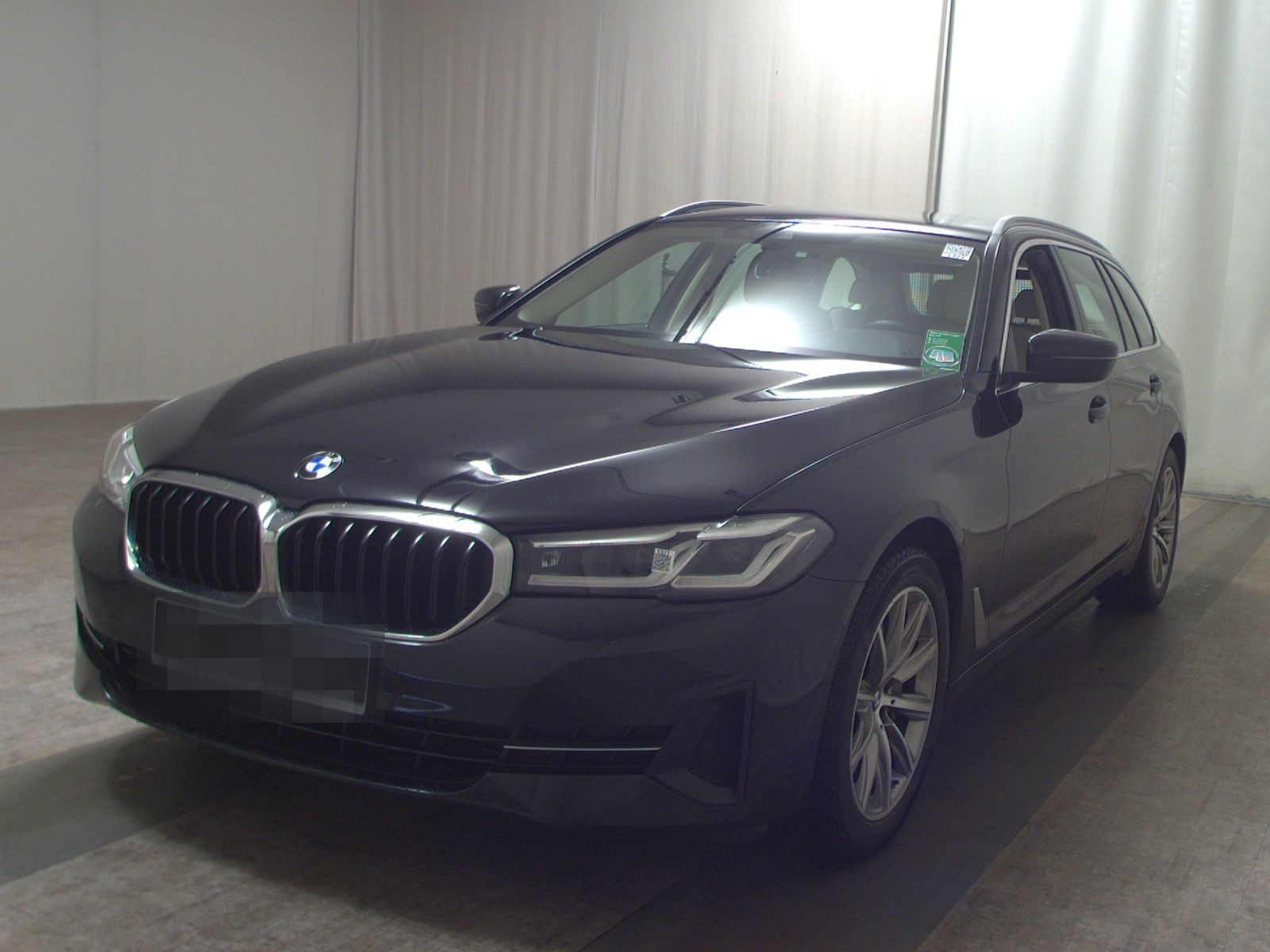 BMW 530iA Touring Leder Navi LC Pro H-K AHK LED+ RfK foto 2