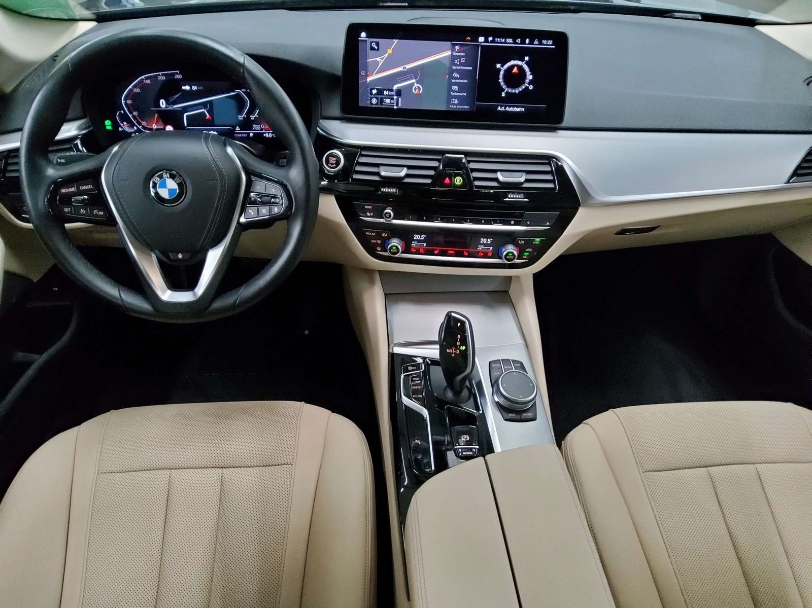 BMW 530iA Touring Leder Navi LC Pro H-K AHK LED+ RfK foto 5