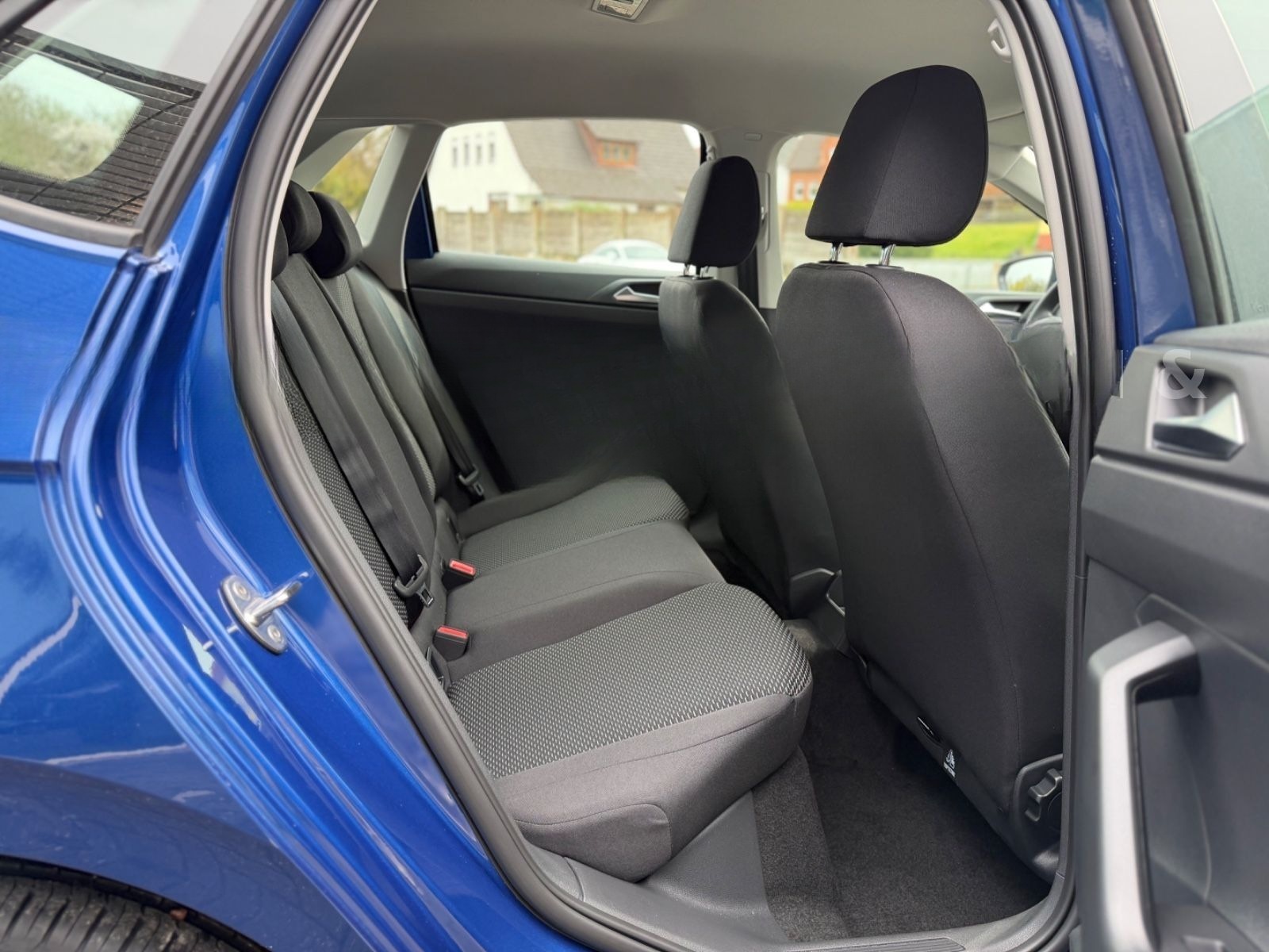 Volkswagen Polo VI APP,LED,LANE,SITZH foto 16