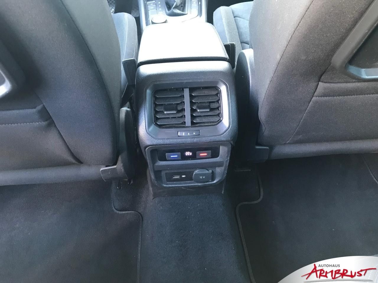 Volkswagen Tiguan Highline 132KW 4 Motion DSG Navi LED foto 9