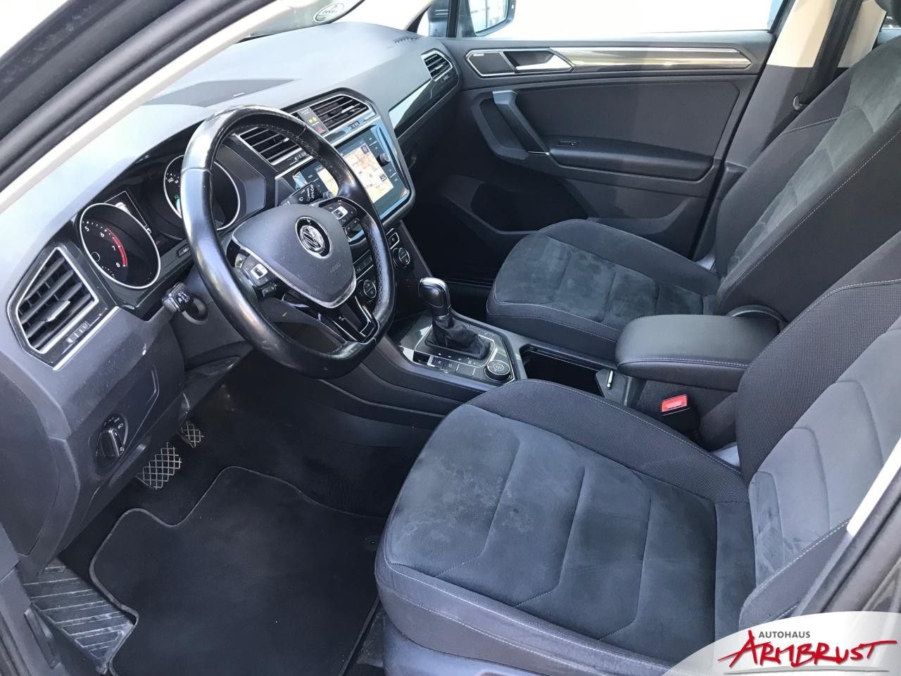 Volkswagen Tiguan Highline 132KW 4 Motion DSG Navi LED foto 10