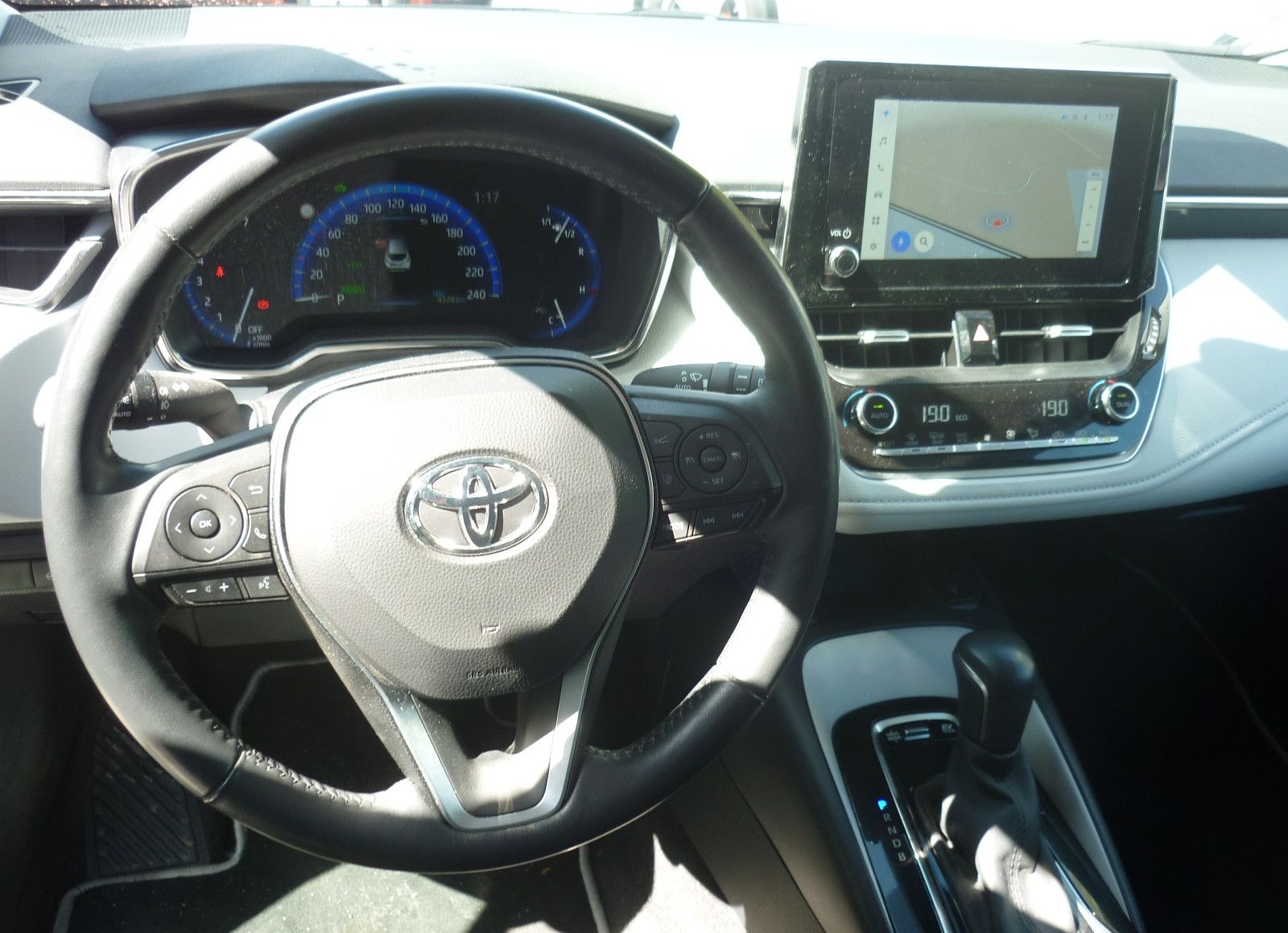 Toyota Corolla Hybrid Team D* Sitzheizung* Navi*AHK foto 9