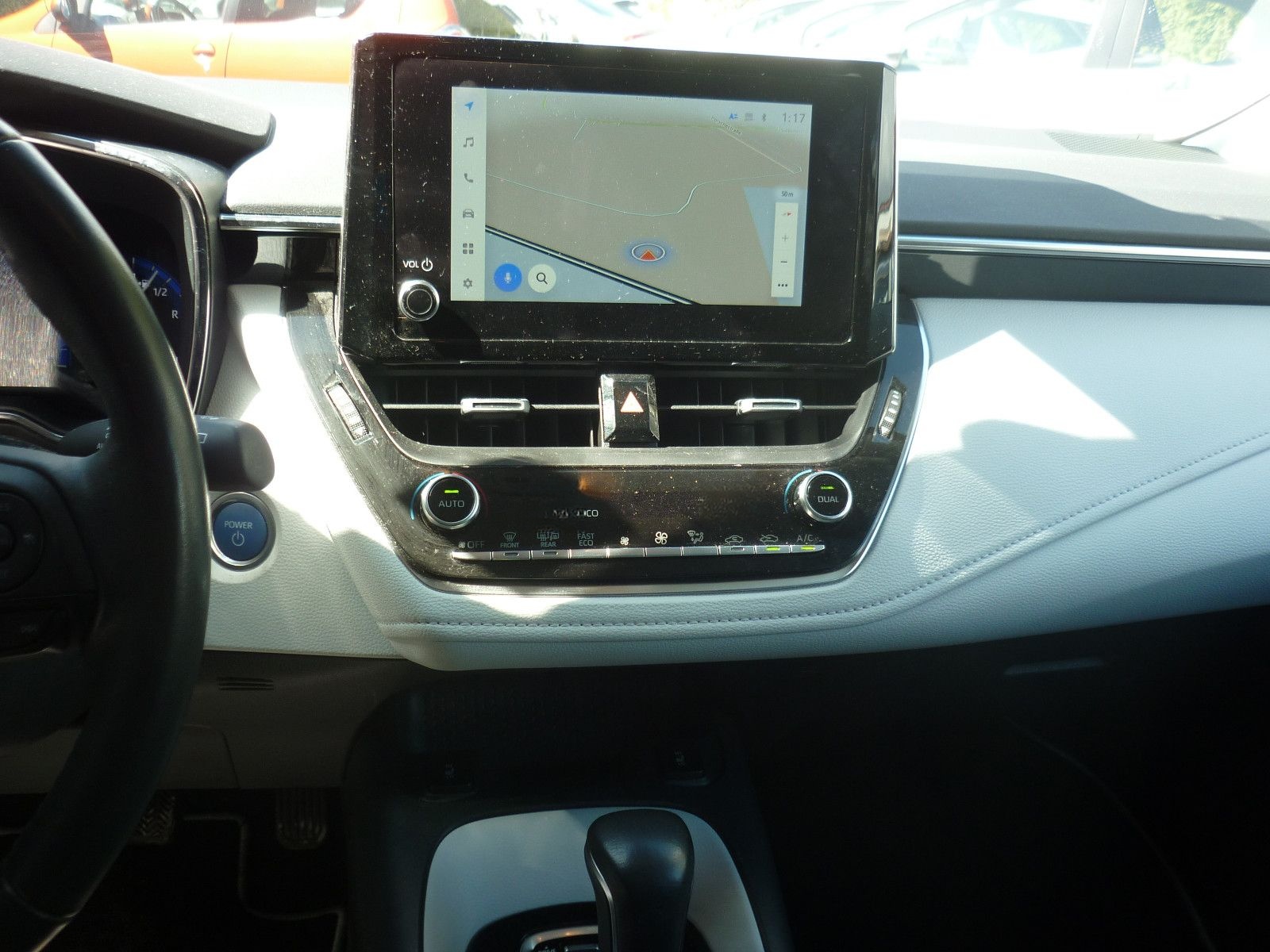 Toyota Corolla Hybrid Team D* Sitzheizung* Navi*AHK foto 10
