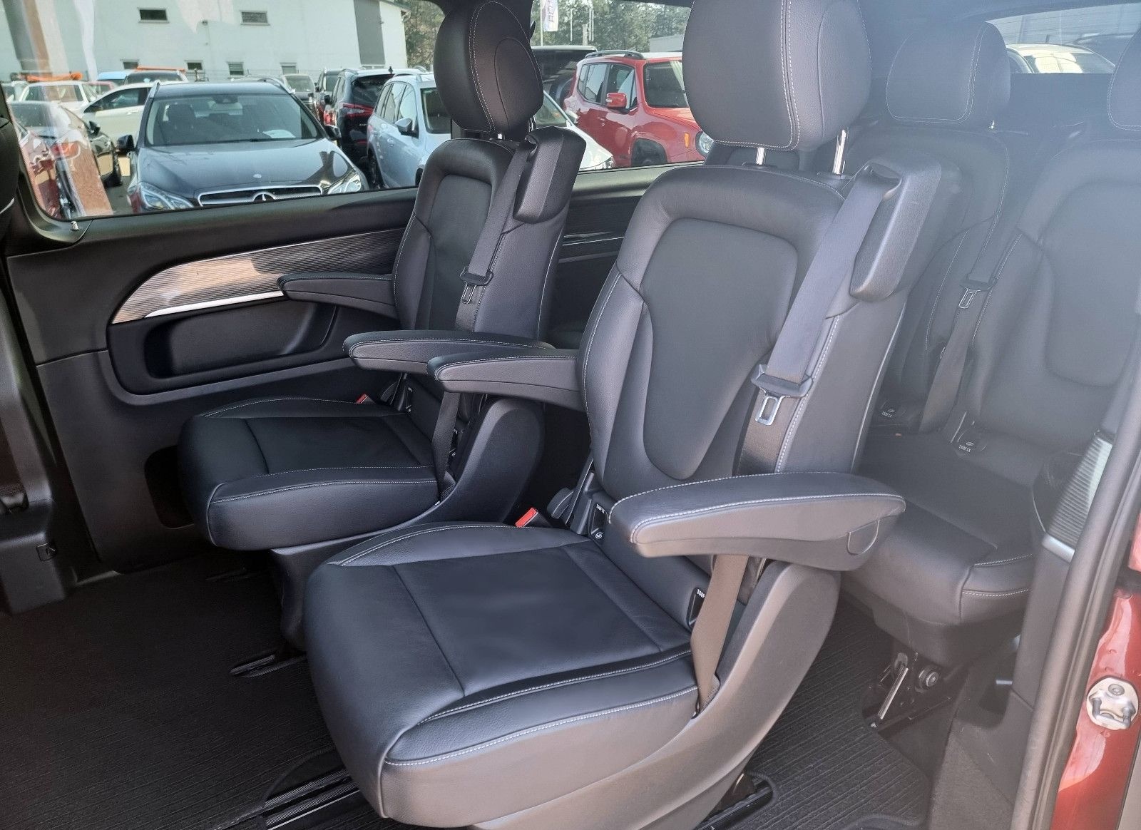 Mercedes-Benz V300 lang Sport-Paket Leder Nav LED 360° 7-Sitze foto 16