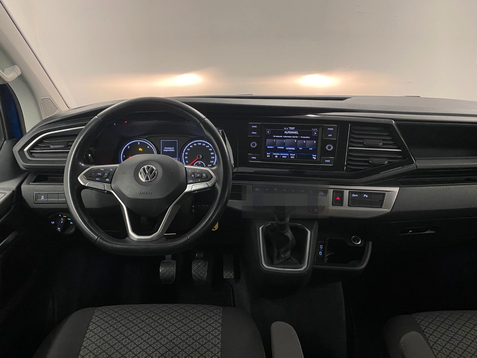 Volkswagen T6.1 Multivan Trendline 2,0l TDI 110kW 6-Gang foto 10