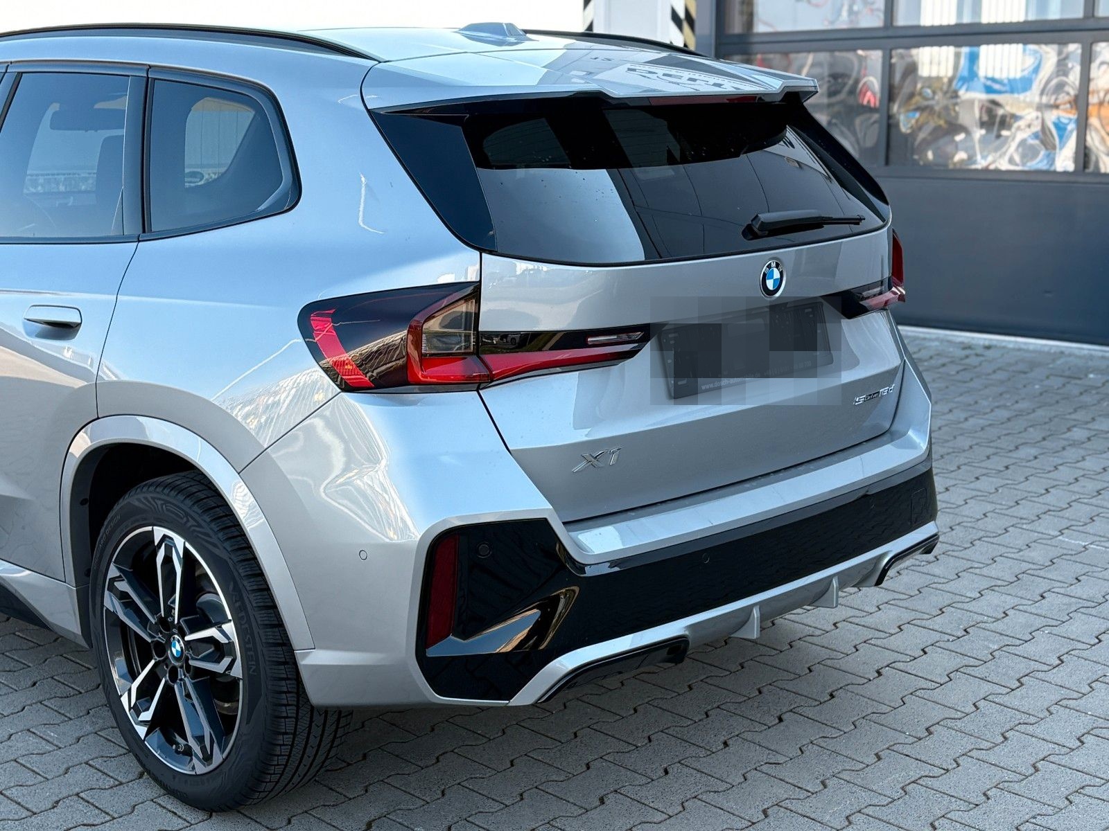 BMW X1 18 d sDrive M Sport/Pano foto 11