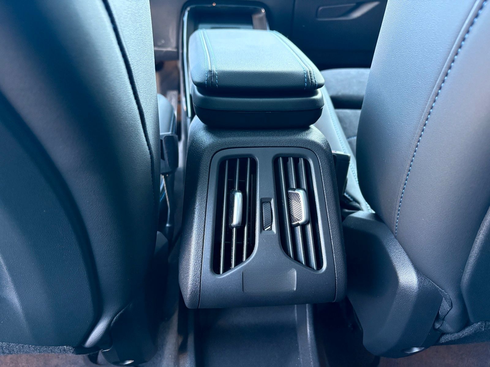 BMW X1 18 d sDrive M Sport/Pano foto 21