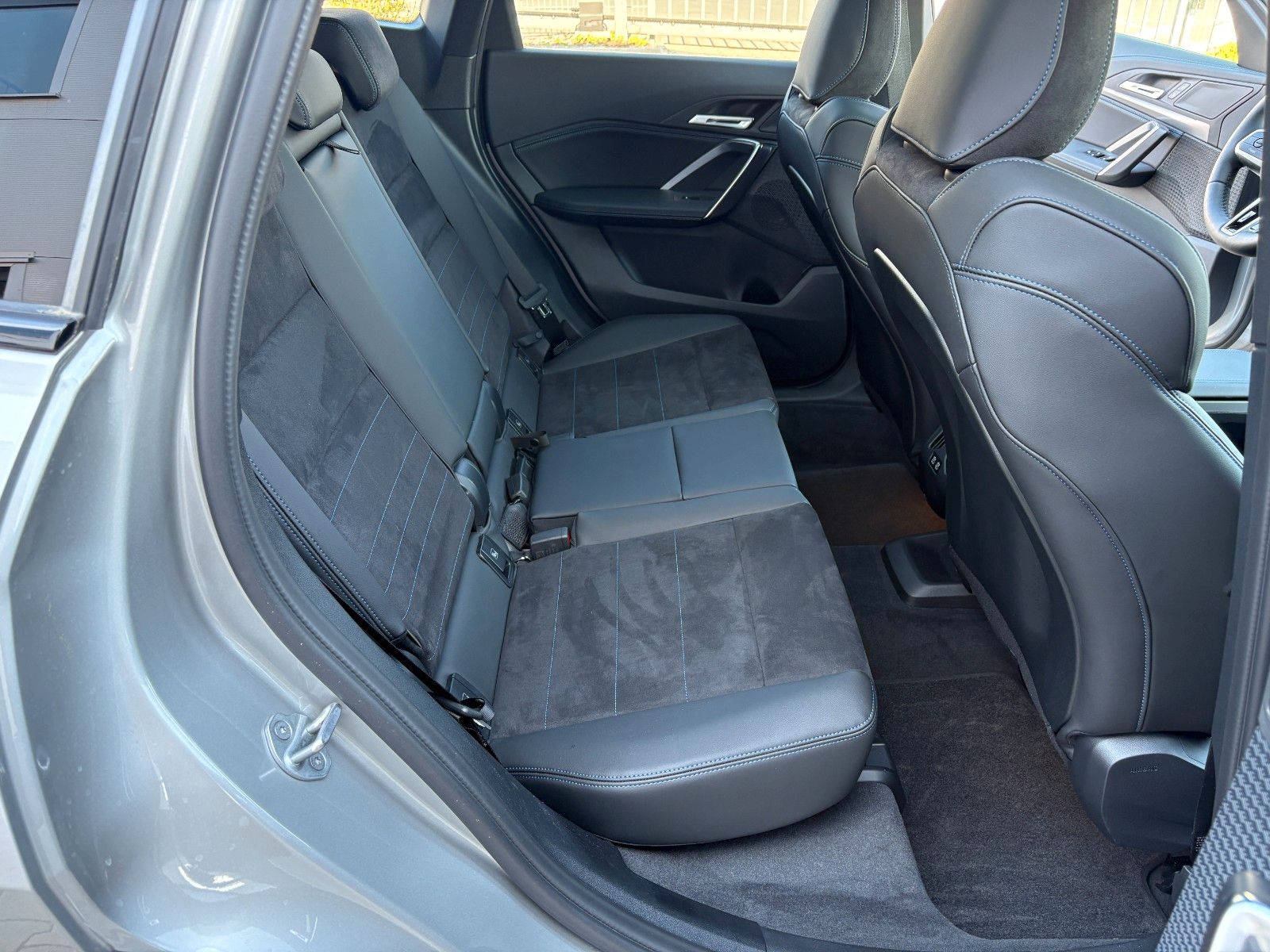 BMW X1 18 d sDrive M Sport/Pano foto 25