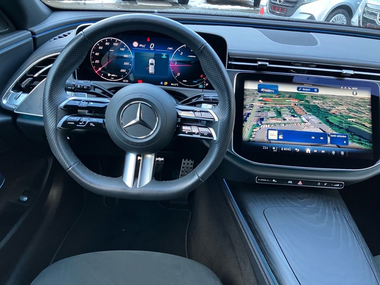 Mercedes-Benz E 220 d 4M T AMG AHK Night WinterP AmbientePlus foto 18