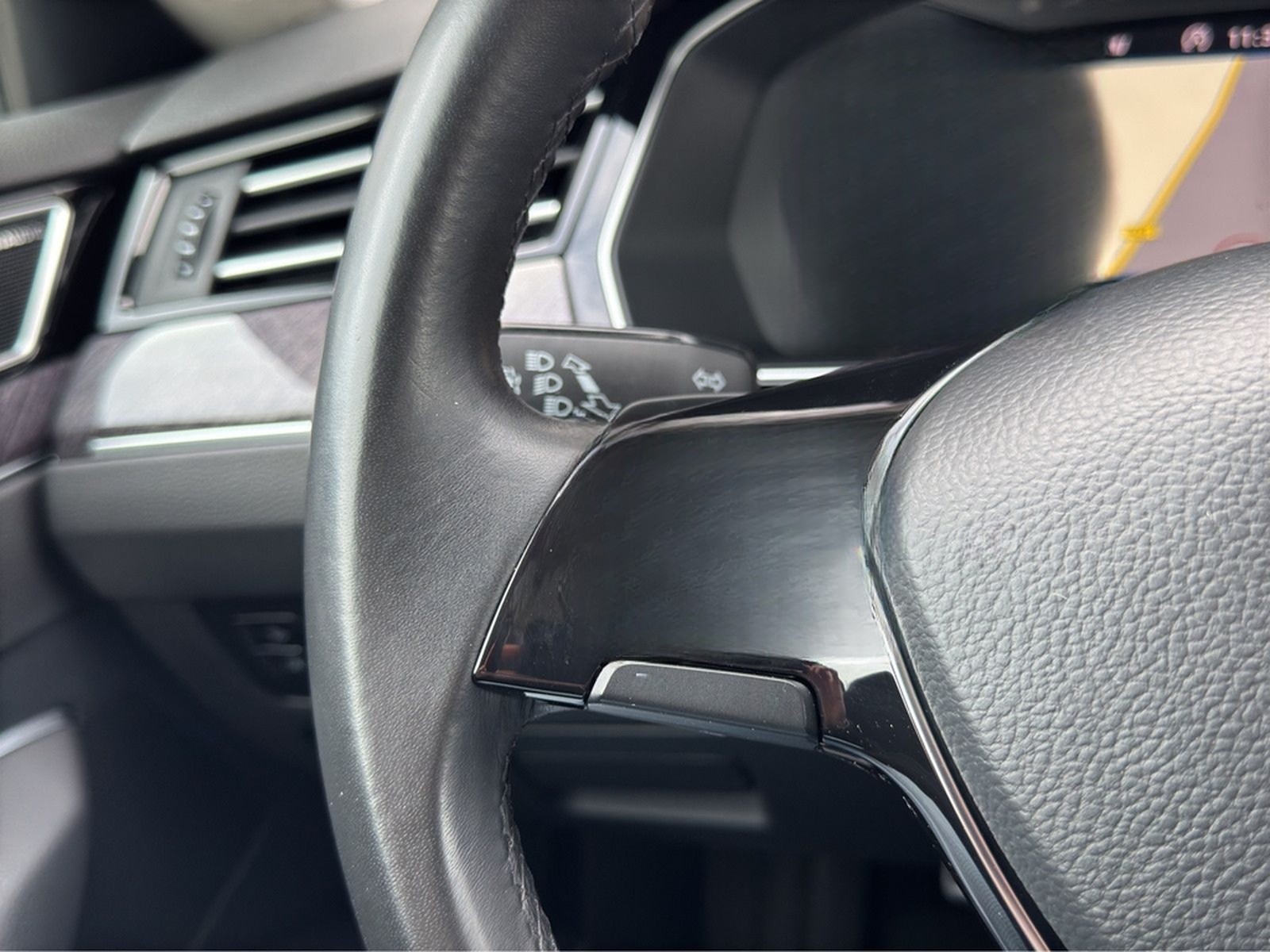 Volkswagen Arteon Elegance 4Motion*Massage*Kamera*Dynaudio* foto 18