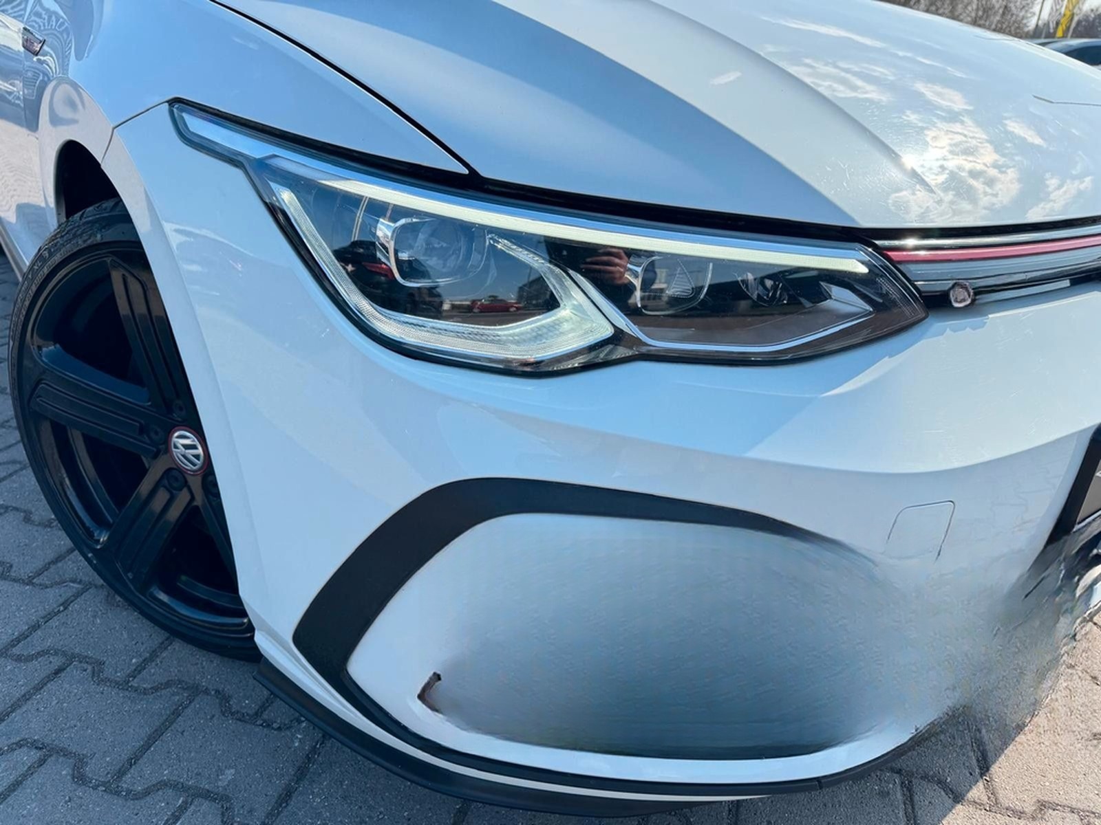 Volkswagen Golf VIII 2.0TSI Lim. GTI DSG*AMBIENTE*NAVI*DAB* foto 8