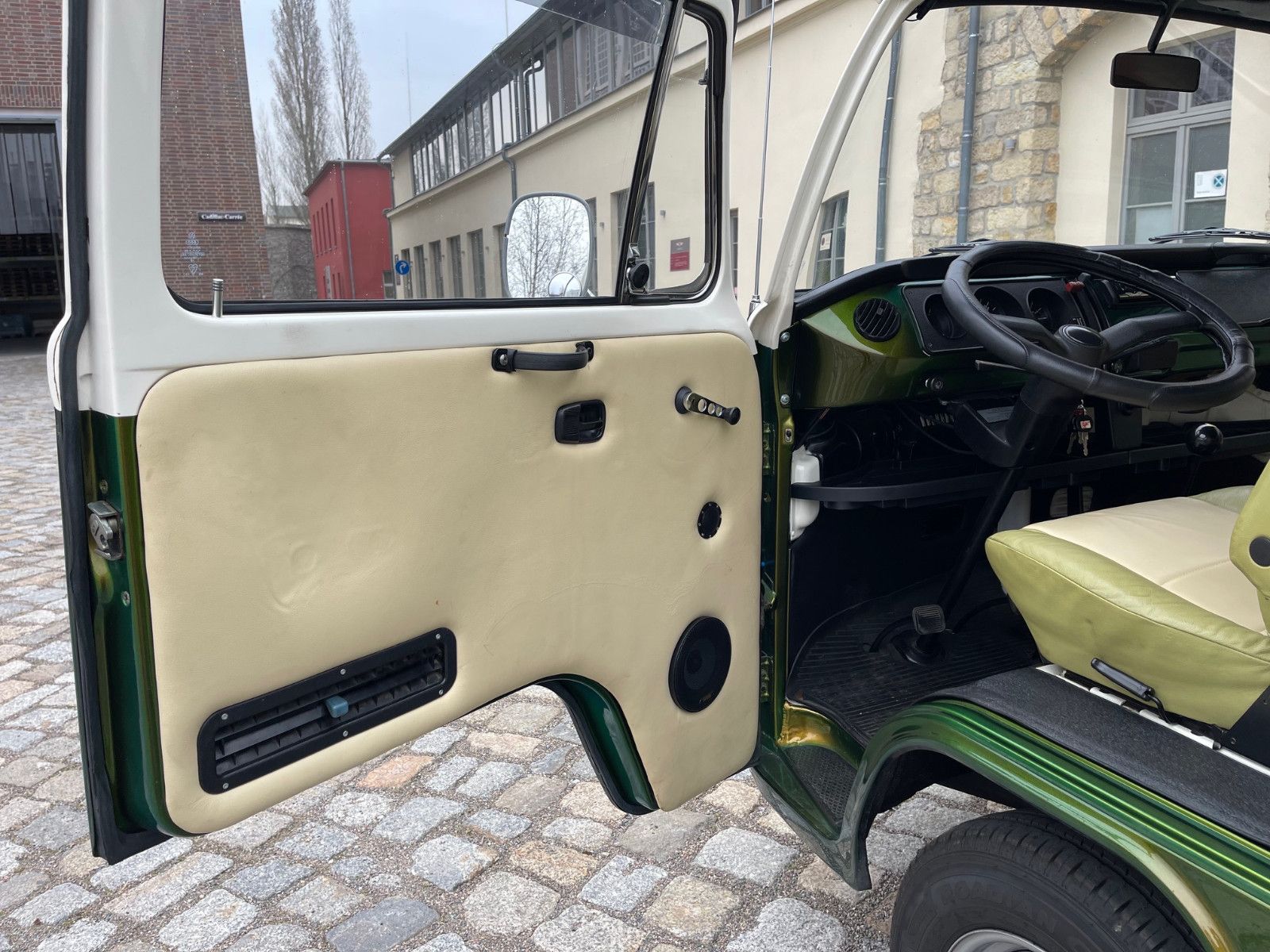 Volkswagen T2, 2l Flachmotor, sehr guter Zustand foto 17