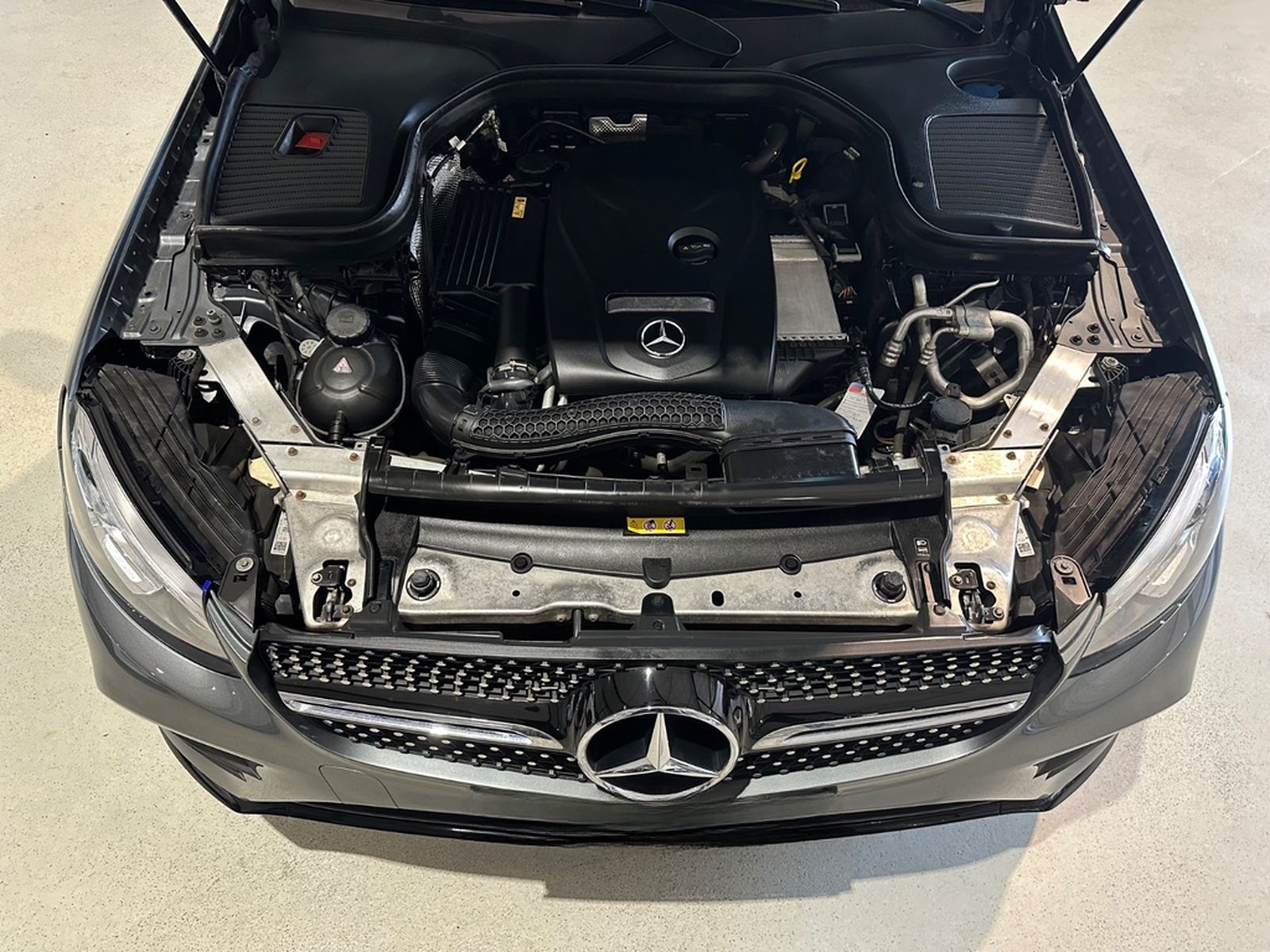 Mercedes-Benz GLC 250 4Matic Coupe*AMG-Line,Night,360°,AHK,LED foto 11