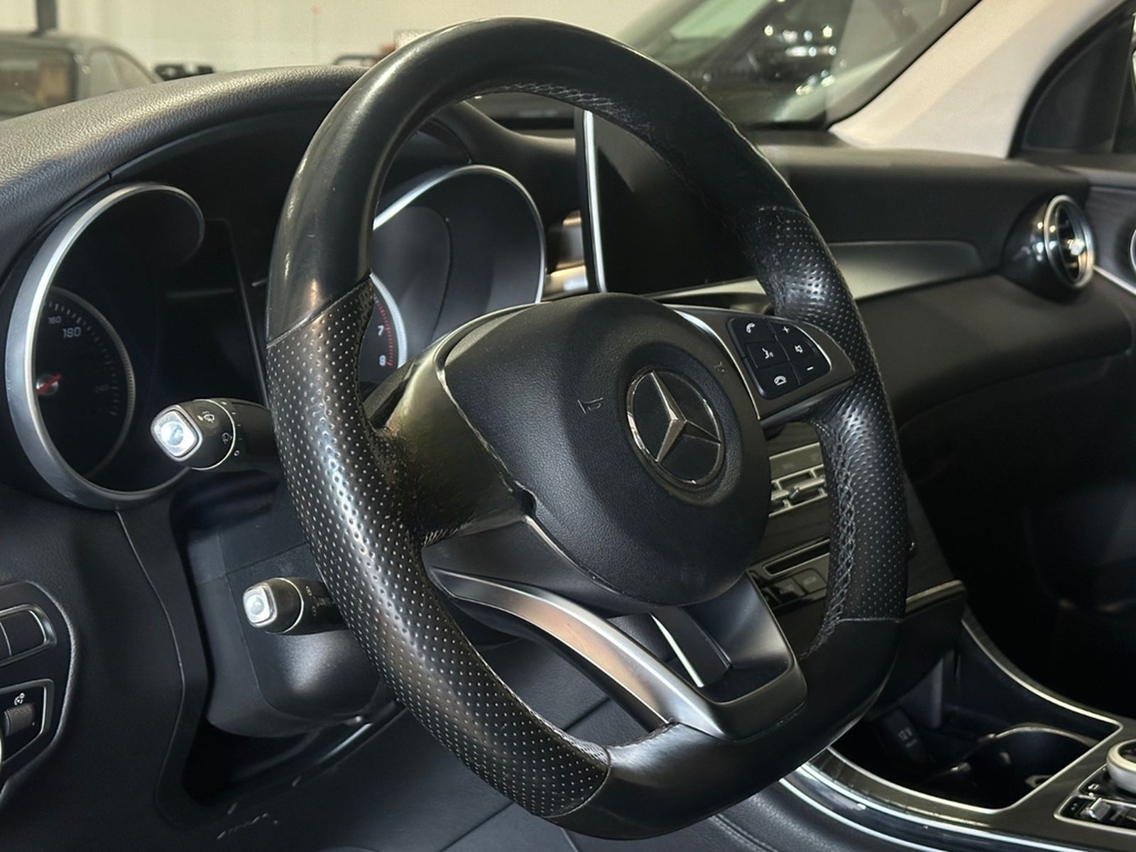 Mercedes-Benz GLC 250 4Matic Coupe*AMG-Line,Night,360°,AHK,LED foto 16
