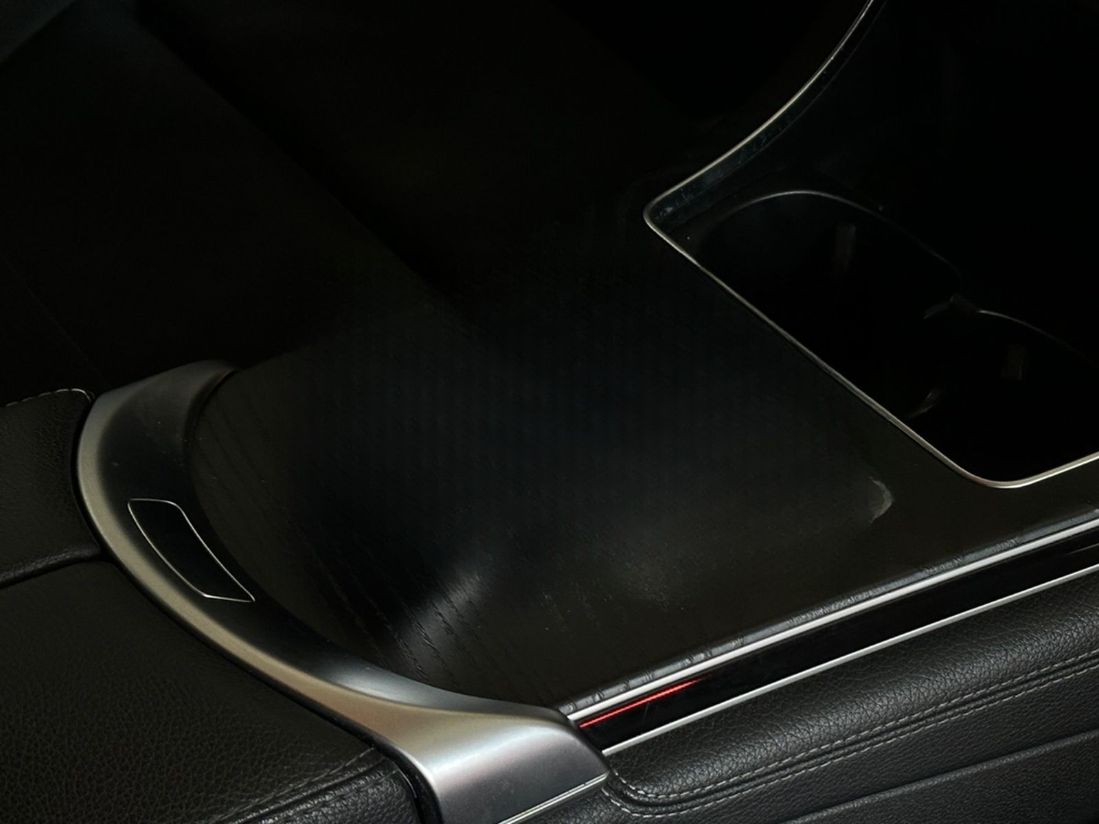 Mercedes-Benz GLC 250 4Matic Coupe*AMG-Line,Night,360°,AHK,LED foto 21
