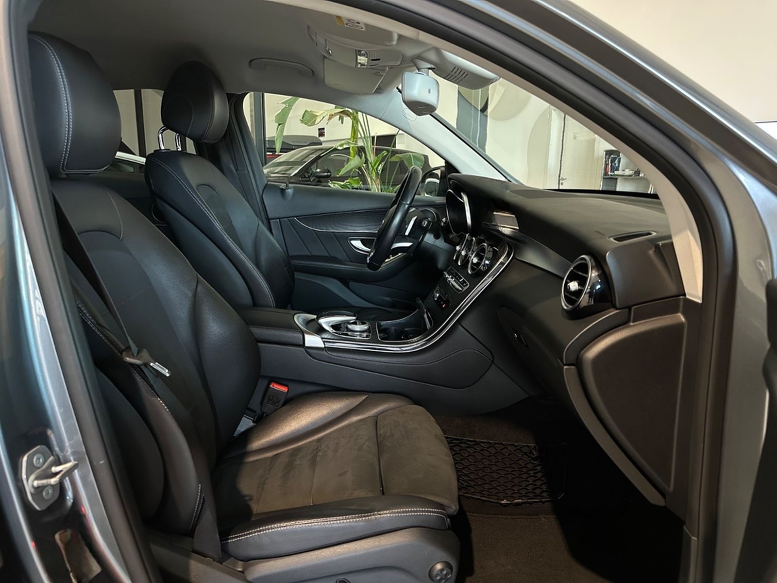Mercedes-Benz GLC 250 4Matic Coupe*AMG-Line,Night,360°,AHK,LED foto 24