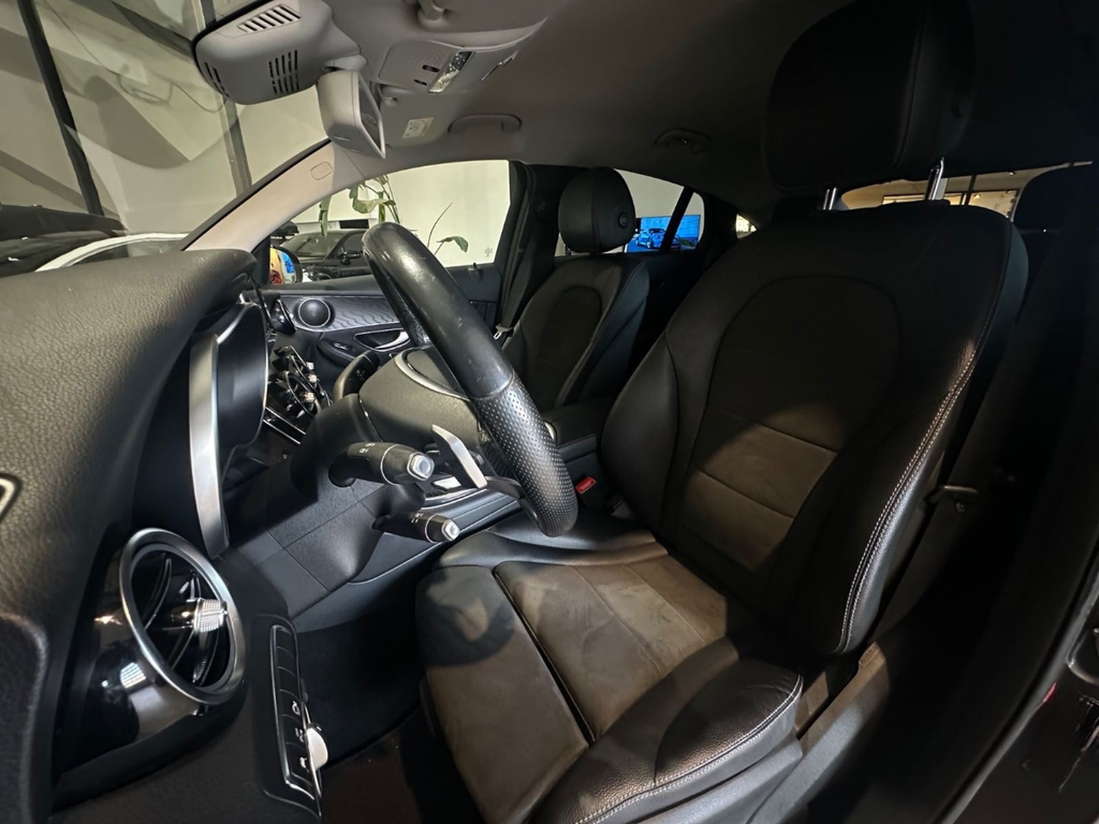 Mercedes-Benz GLC 250 4Matic Coupe*AMG-Line,Night,360°,AHK,LED foto 29