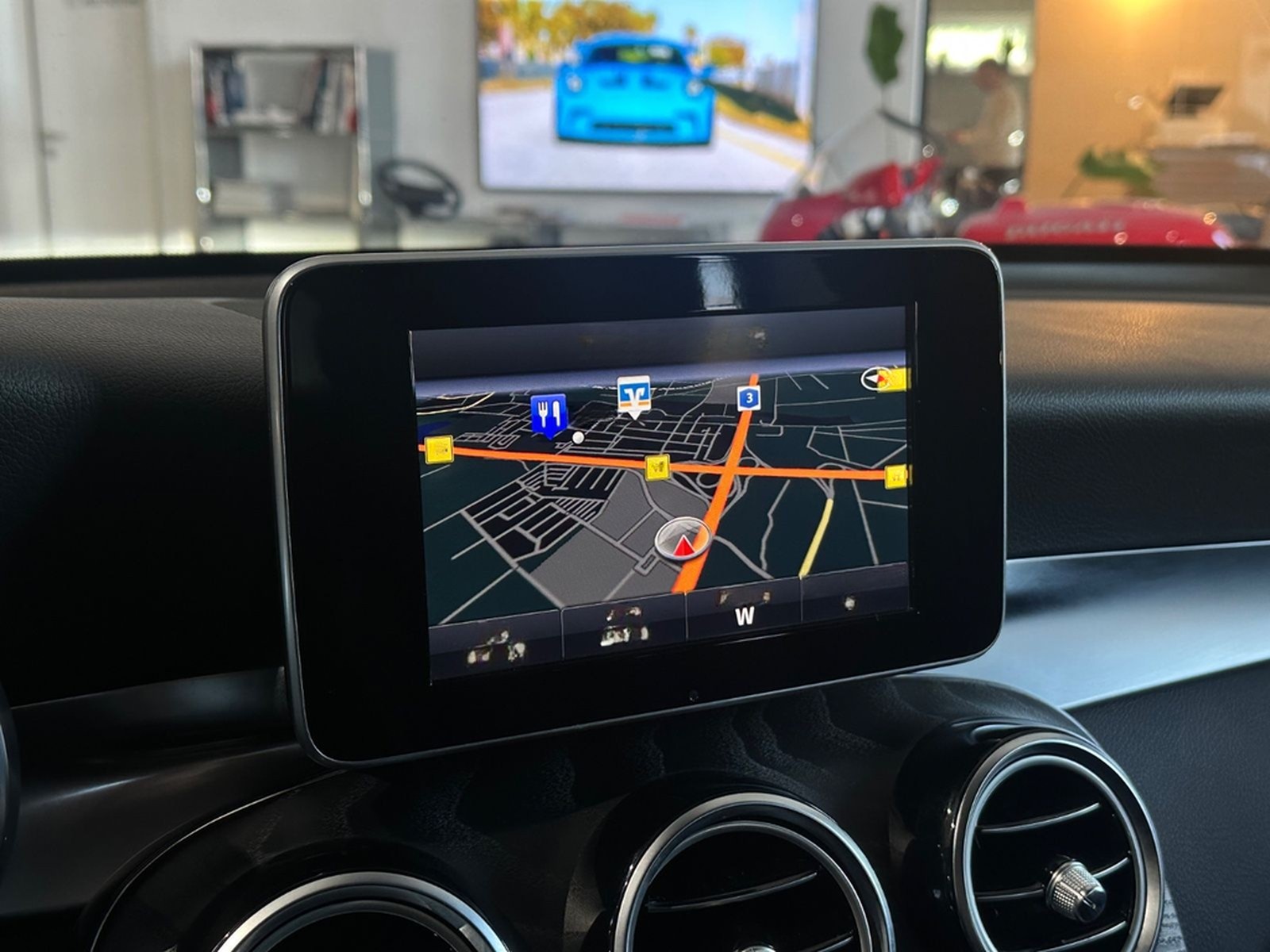 Mercedes-Benz GLC 250 4Matic Coupe*AMG-Line,Night,360°,AHK,LED foto 34