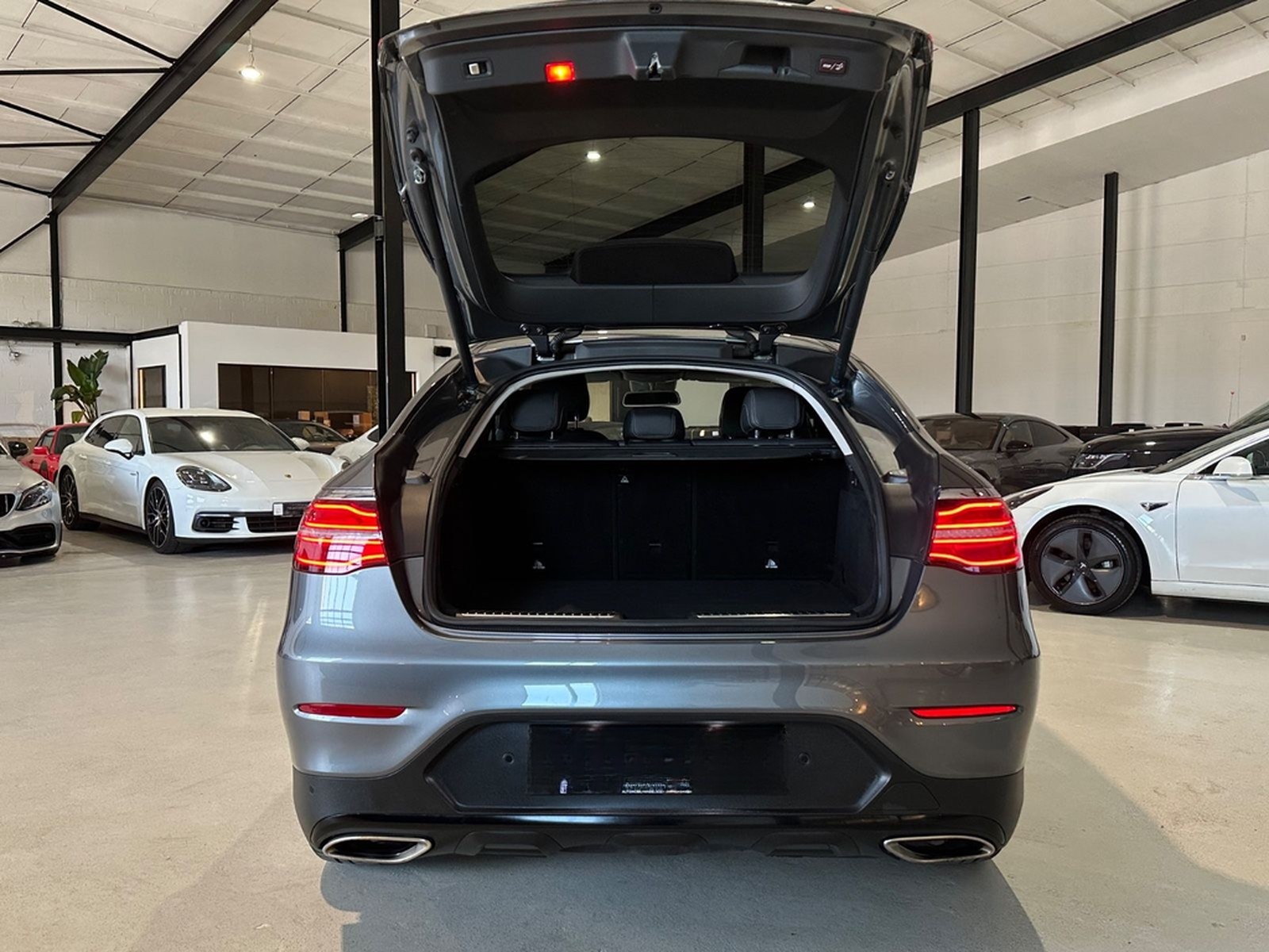 Mercedes-Benz GLC 250 4Matic Coupe*AMG-Line,Night,360°,AHK,LED foto 35