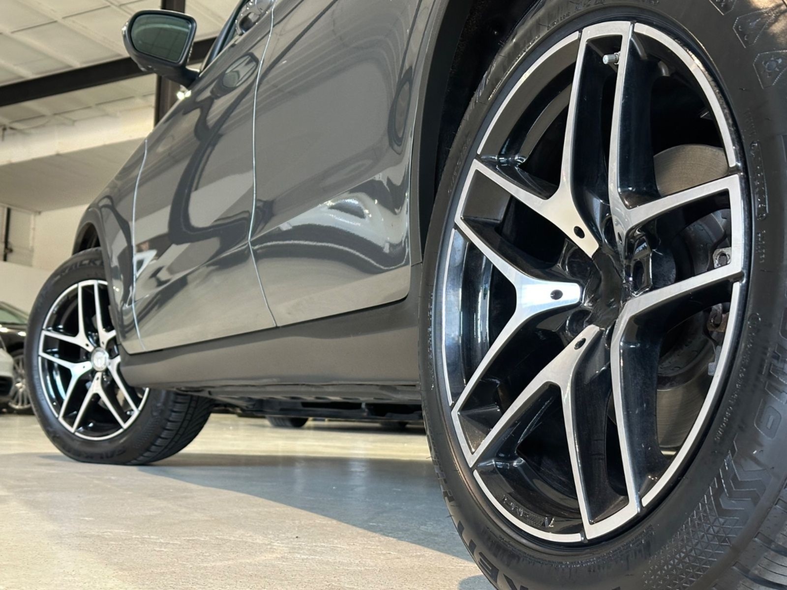 Mercedes-Benz GLC 250 4Matic Coupe*AMG-Line,Night,360°,AHK,LED foto 8