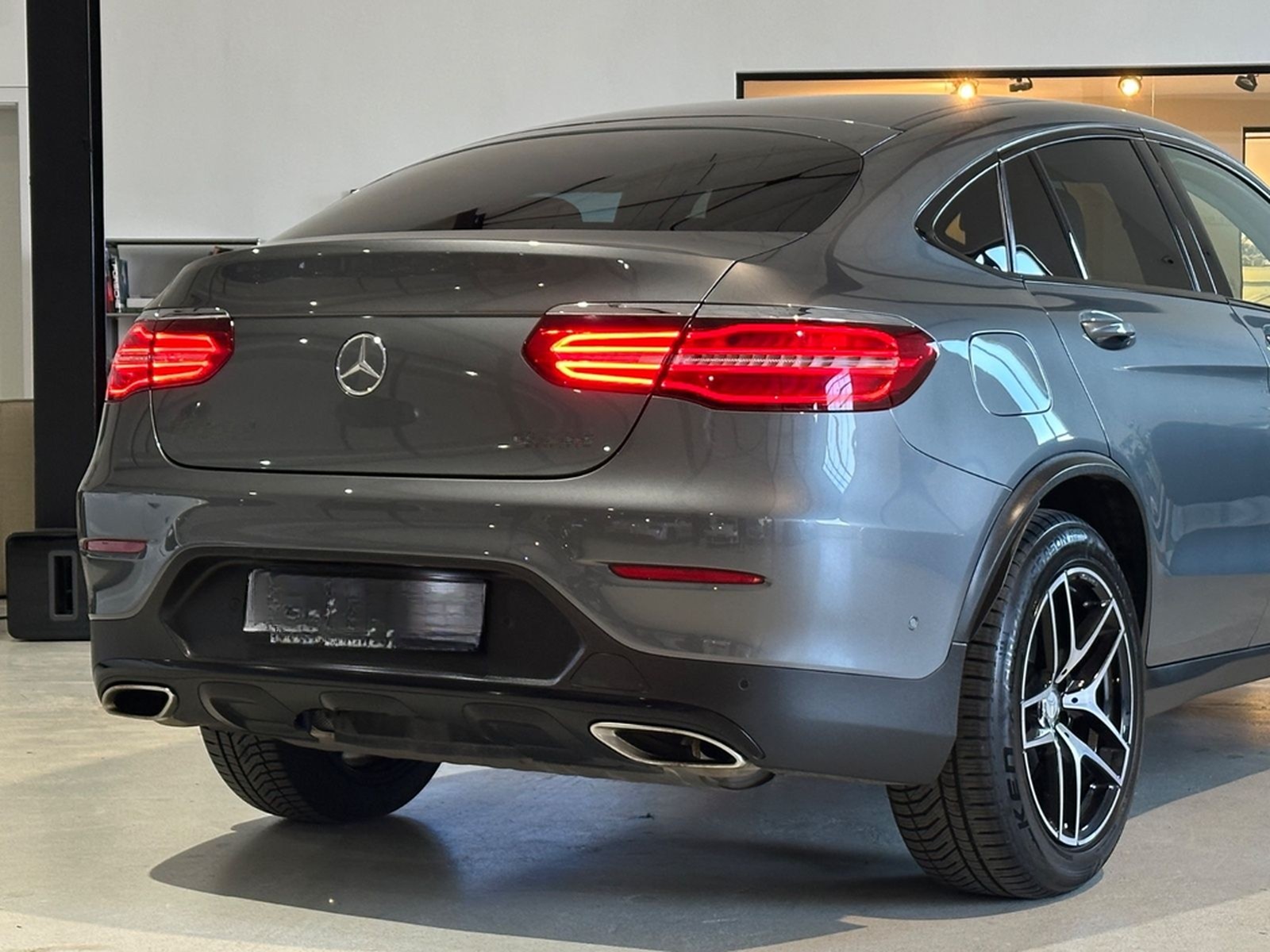 Mercedes-Benz GLC 250 4Matic Coupe*AMG-Line,Night,360°,AHK,LED foto 9