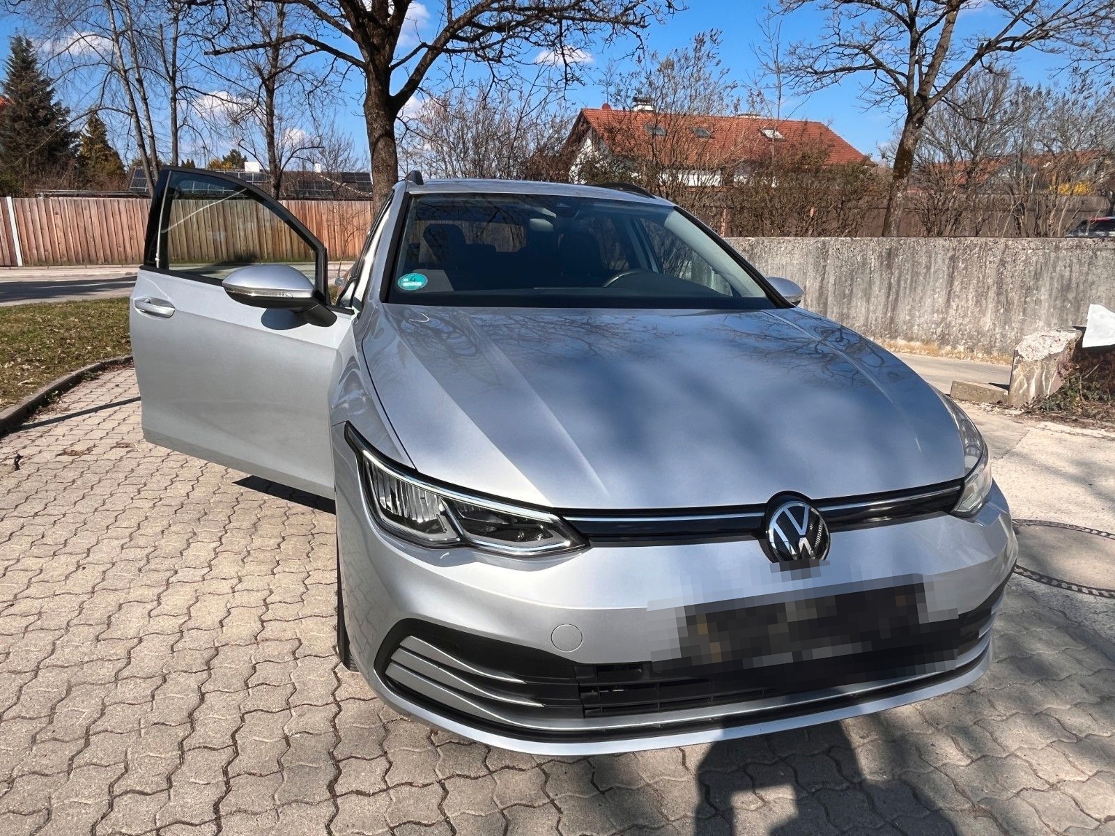 Volkswagen Golf 2.0 TDI SCR DSG Life Variant mit Garantie foto 2