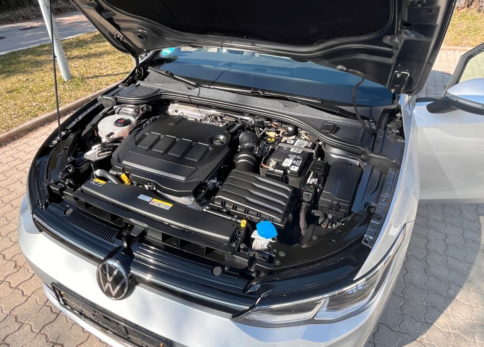 Volkswagen Golf 2.0 TDI SCR DSG Life Variant mit Garantie foto 15