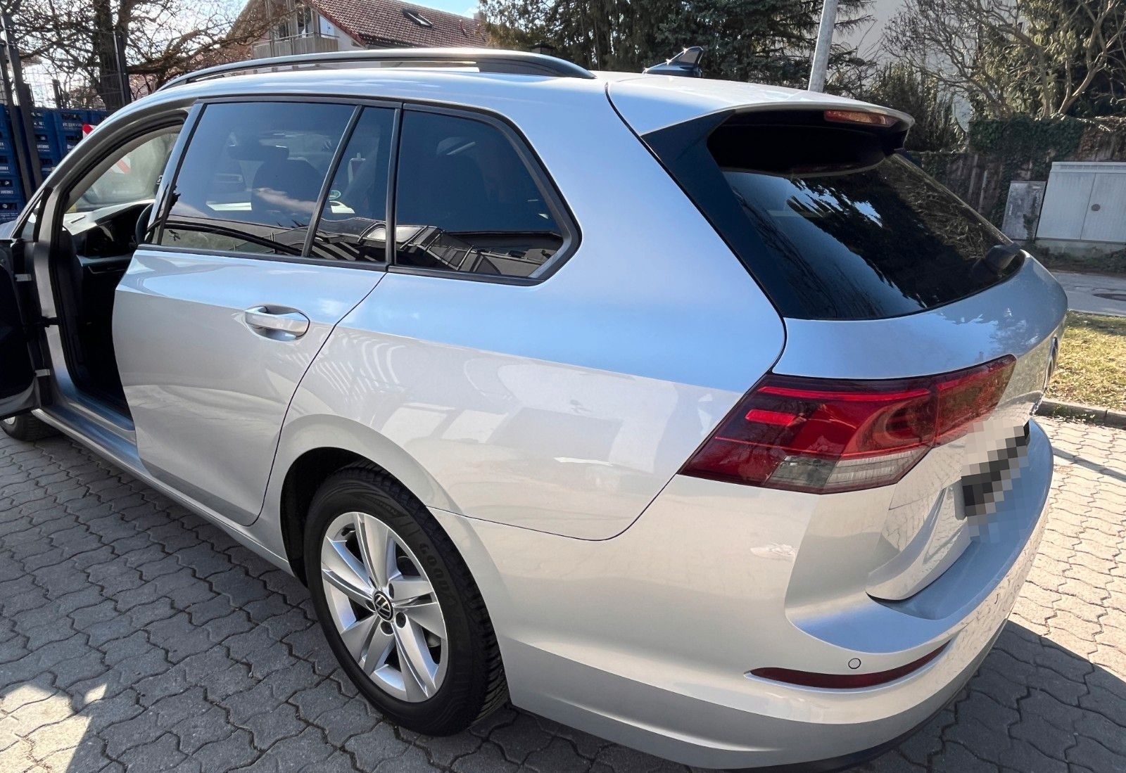 Volkswagen Golf 2.0 TDI SCR DSG Life Variant mit Garantie foto 4