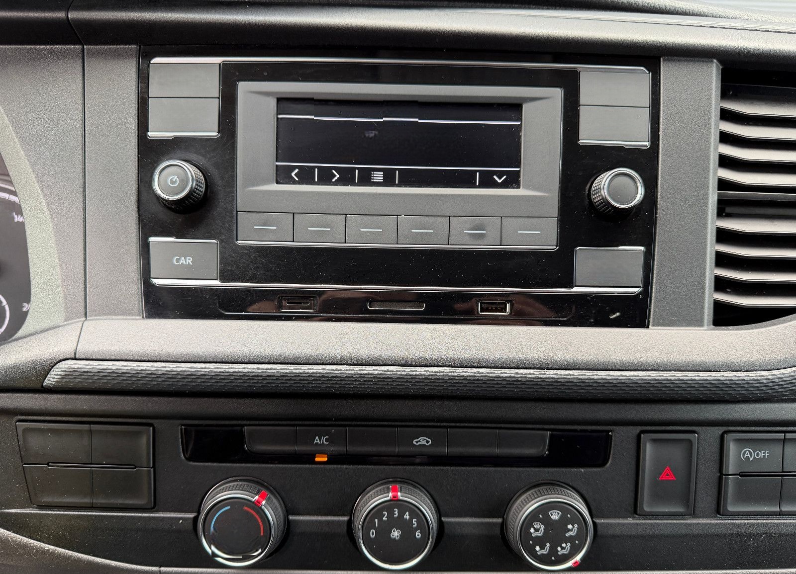 Volkswagen T6.1 Transporter lang*3 Sitze*Klima*AHK*1. Hand* foto 14