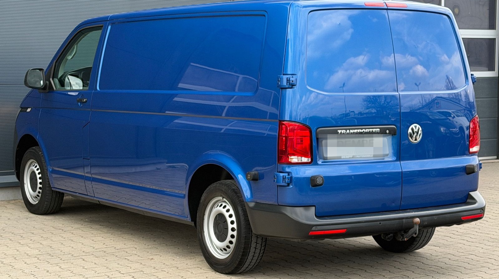 Volkswagen T6.1 Transporter lang*3 Sitze*Klima*AHK*1. Hand* foto 10