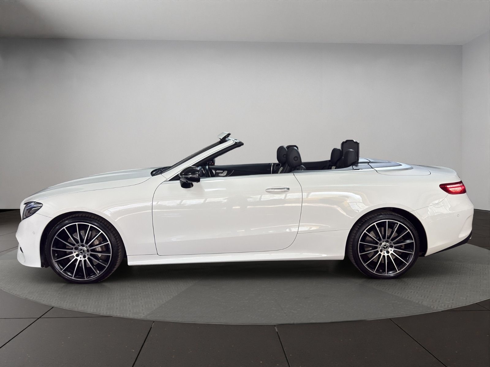 Mercedes-Benz E 450  4MATIC/CABRIO/AMG/BURM/360/Distr./Massage foto 2