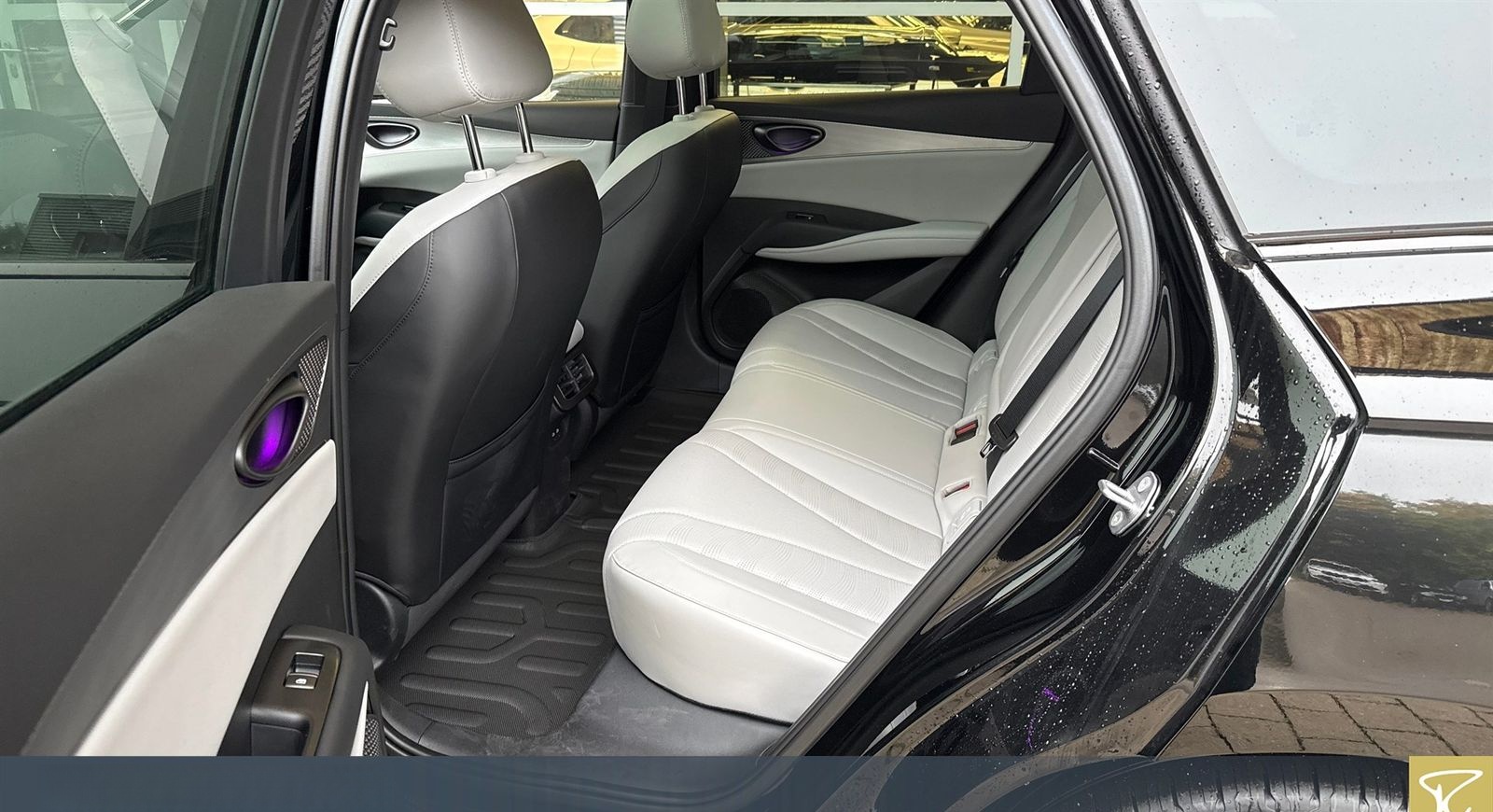 BYD Seal 6 DM-i Tou Comfort SkyLou,Navi,eSD,Pano,GSD foto 8