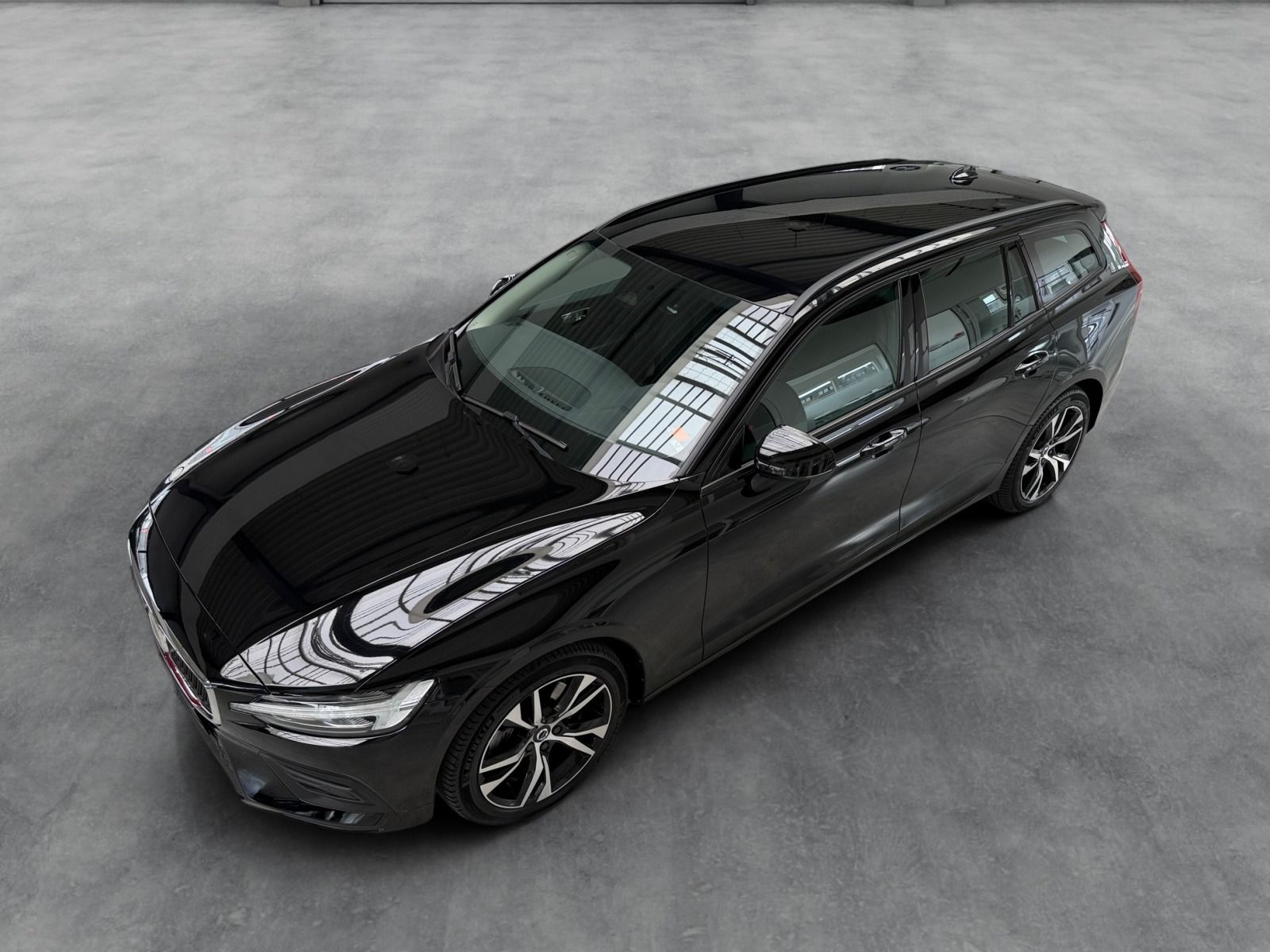 Volvo V60 ESSENTIAL AUTOMATIK+KLIMA+KAMERA+AHK+ALU+TOP foto 14