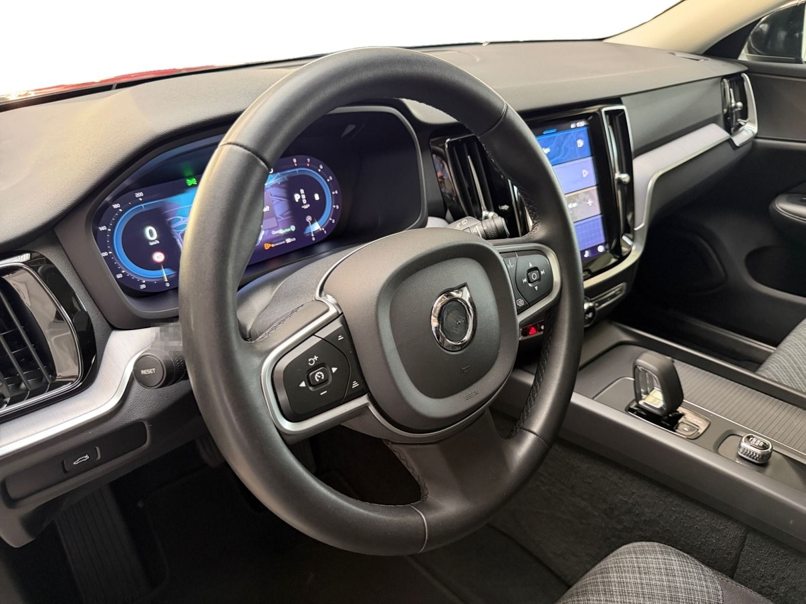 Volvo V60 ESSENTIAL AUTOMATIK+KLIMA+KAMERA+AHK+ALU+TOP foto 7