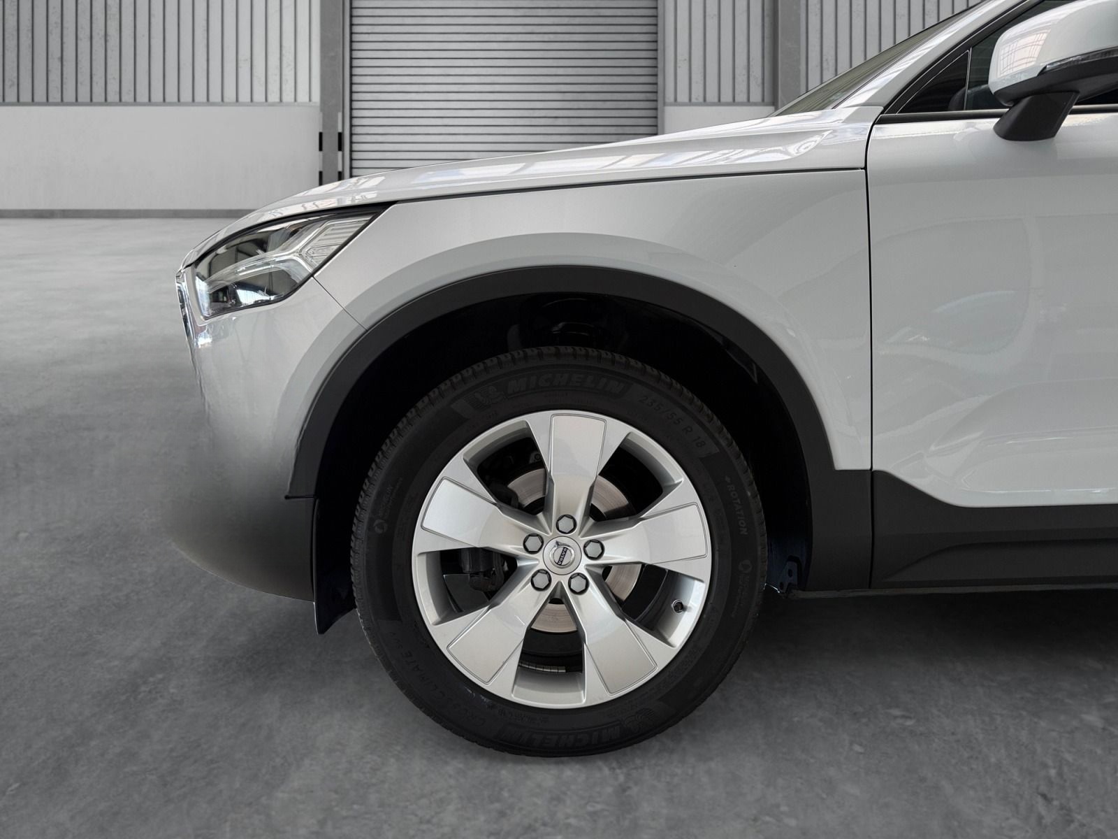 Volvo XC40 MOMENTUM AUTOMAT+NAVI+LED+KAMERA+HARMAN+TÜV foto 16