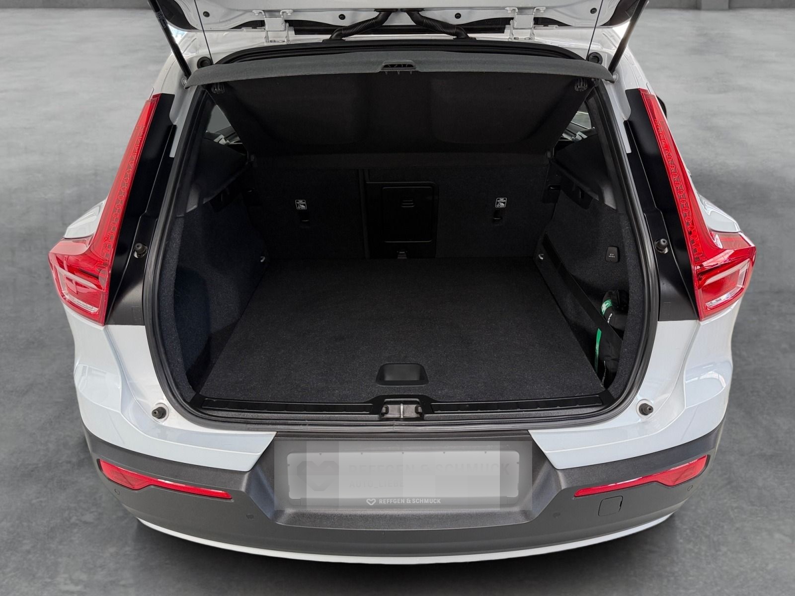 Volvo XC40 MOMENTUM AUTOMAT+NAVI+LED+KAMERA+HARMAN+TÜV foto 19