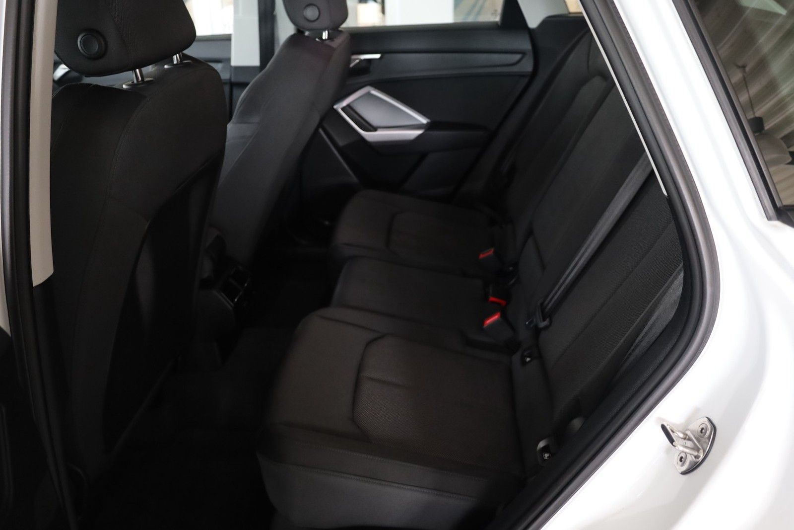 Audi Q3 35 TFSI advanced LED*Carplay* foto 12