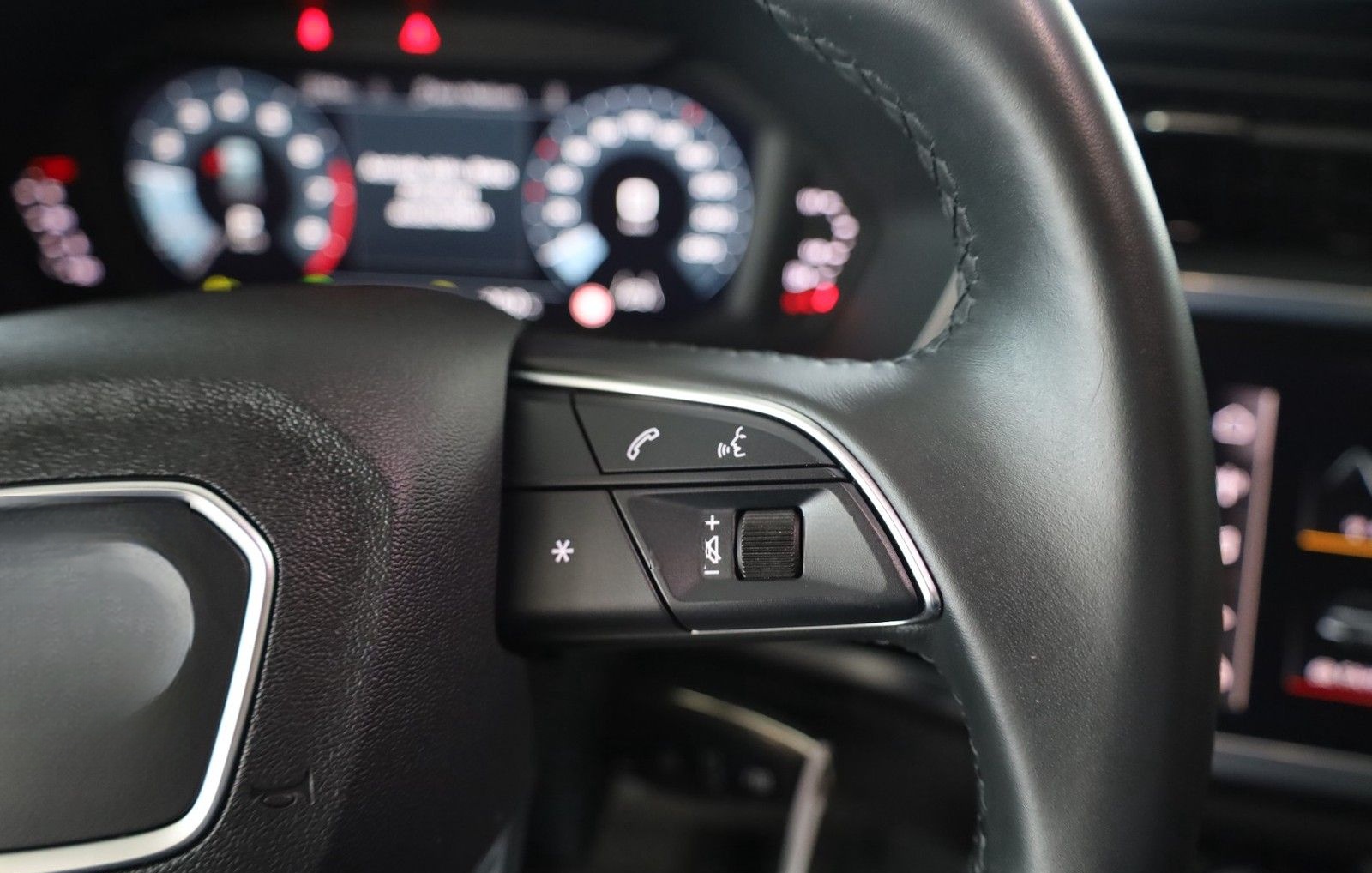 Audi Q3 35 TFSI advanced LED*Carplay* foto 20