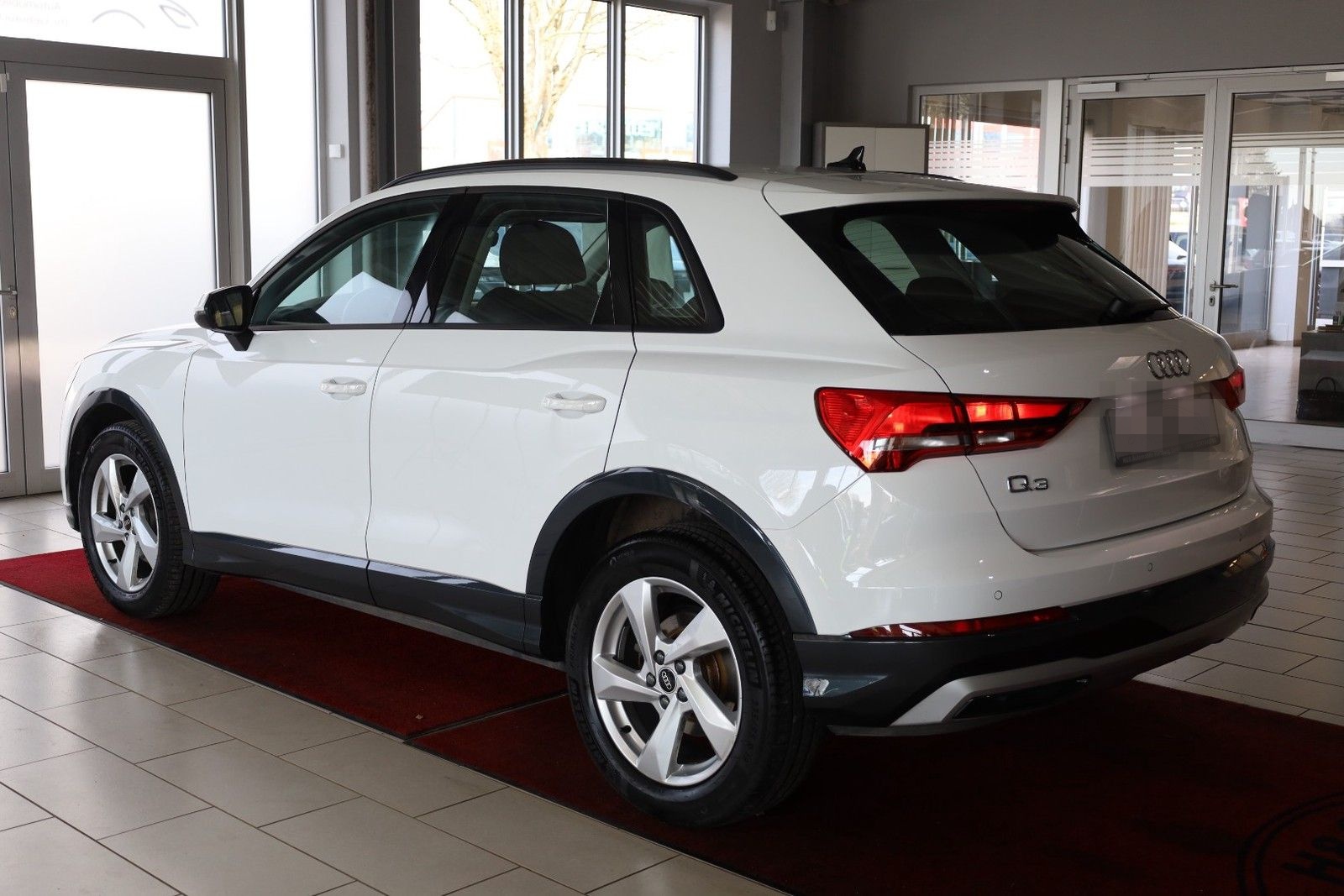 Audi Q3 35 TFSI advanced LED*Carplay* foto 3