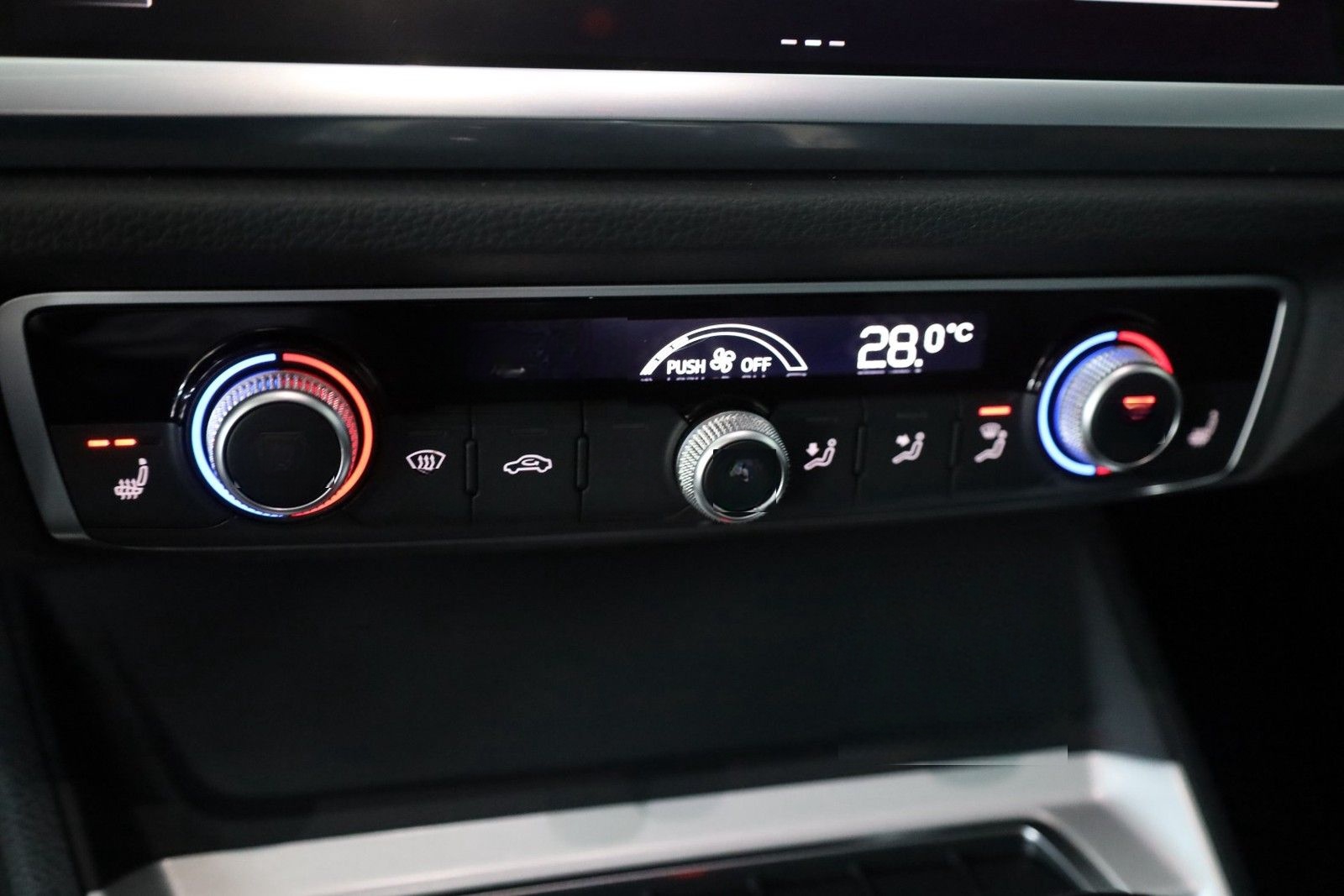 Audi Q3 35 TFSI advanced LED*Carplay* foto 23