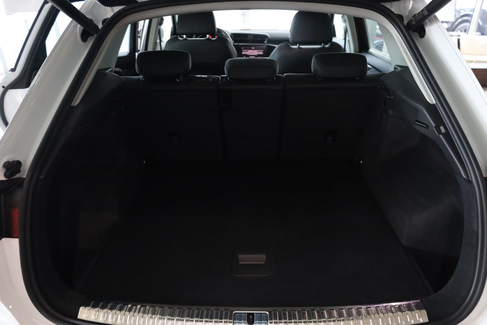 Audi Q3 35 TFSI advanced LED*Carplay* foto 10