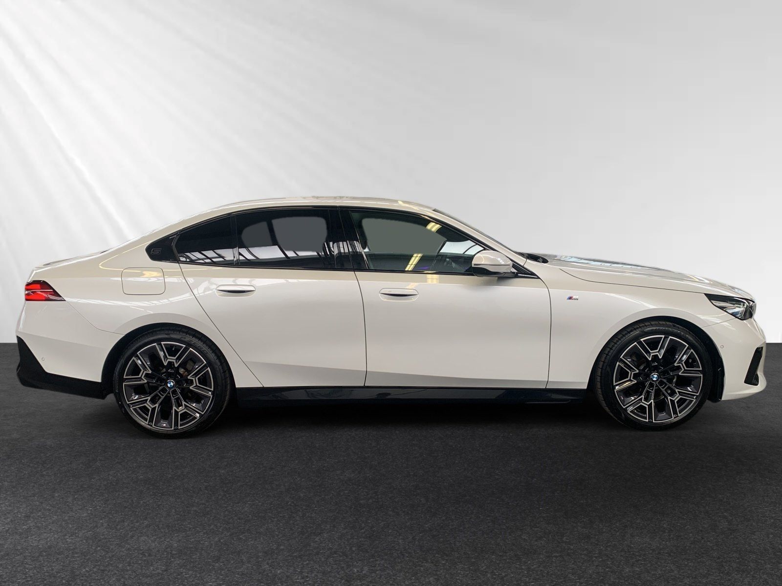 BMW 520d xDrive M Sport|20"LMR|DAProf.|Head-Up foto 2