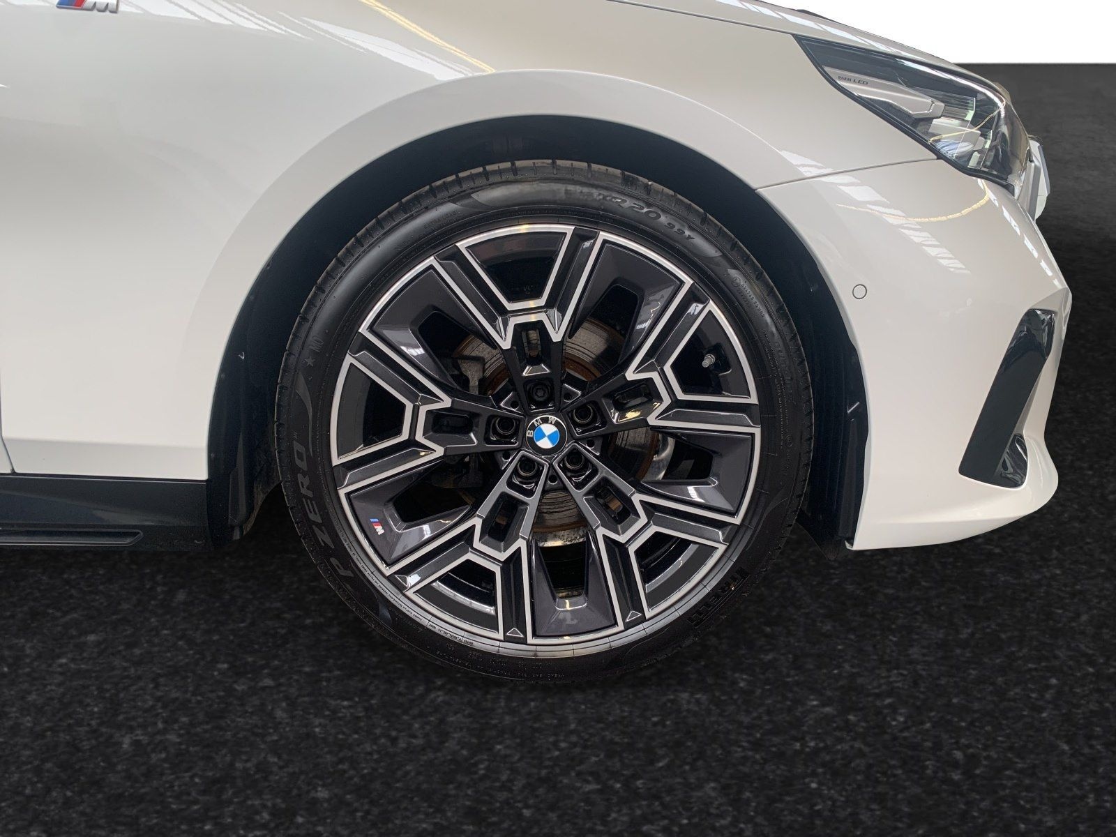 BMW 520d xDrive M Sport|20"LMR|DAProf.|Head-Up foto 4