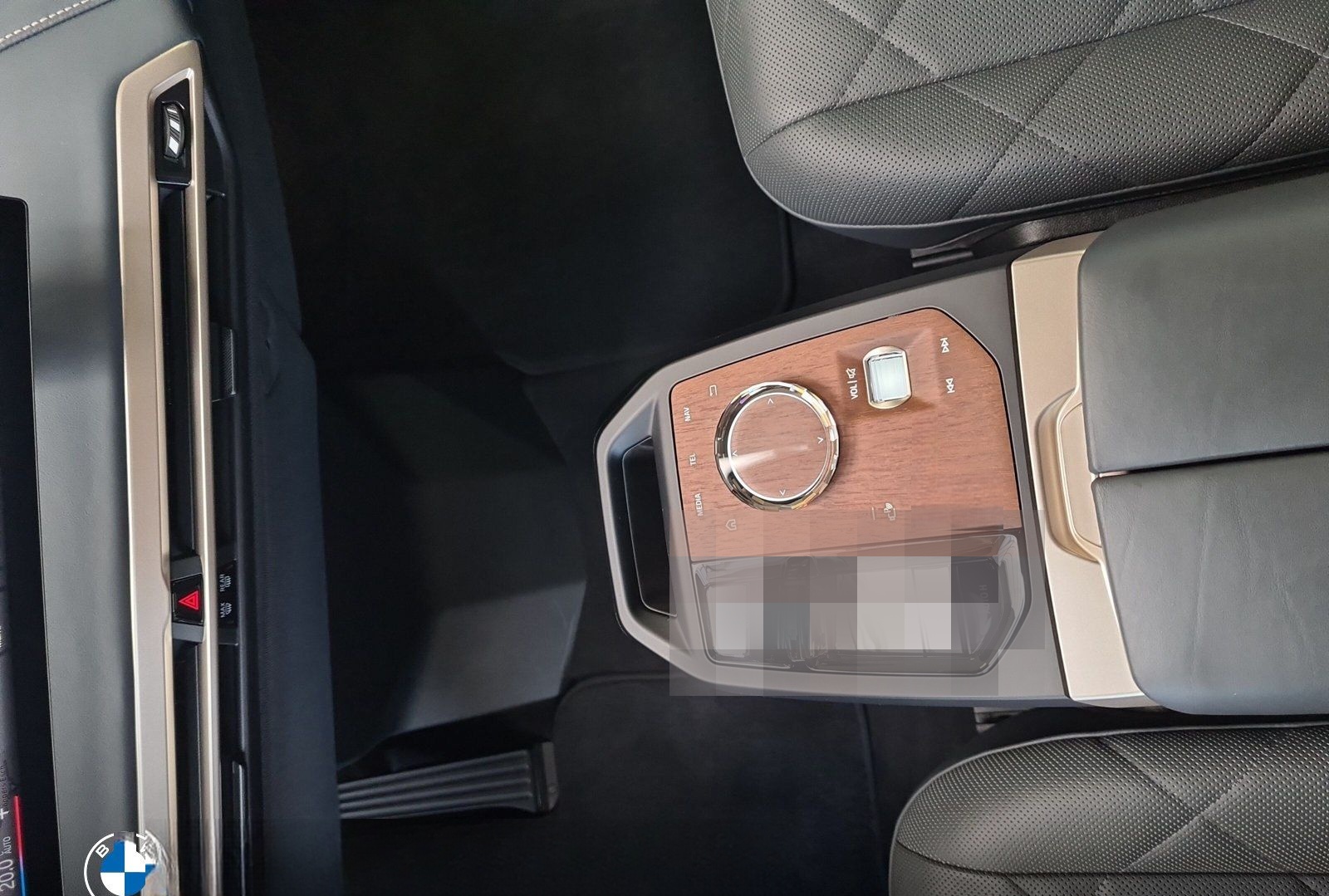 BMW iX M60 B&W Surround Aktivlenkung Massage Pano AC foto 17
