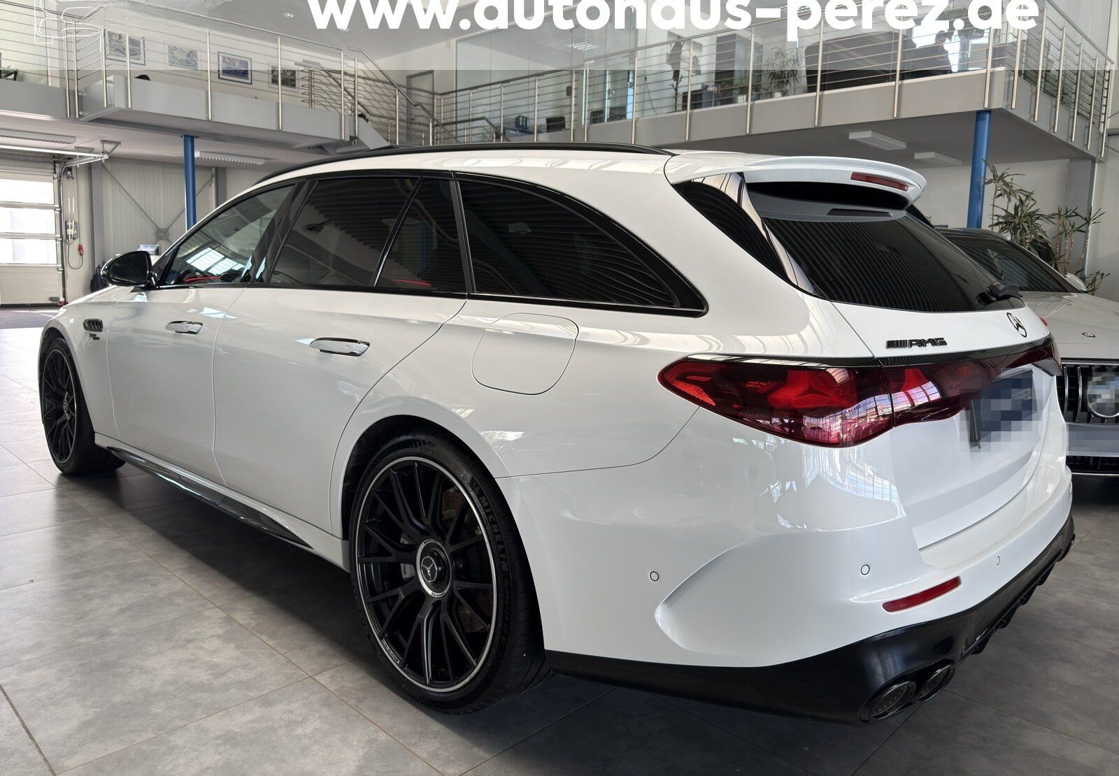 Mercedes-Benz E 53 AMG T 4M+ DRIV. PACKAGE-SUPERSCREEN-AHK-21" foto 3