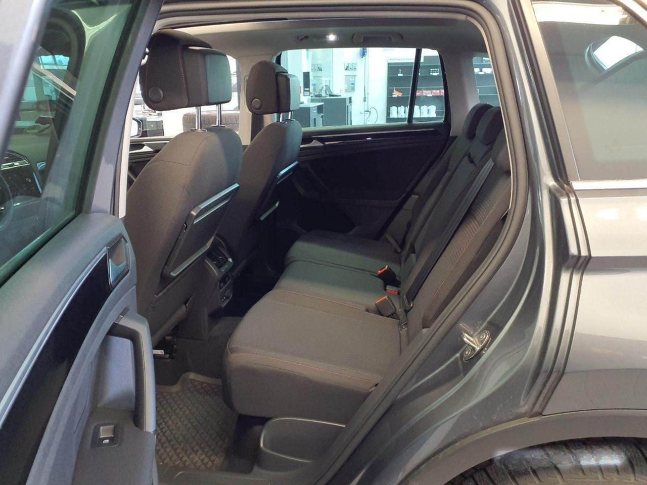Volkswagen Tiguan SOUND 1.4 TSI DSG RFK HUD LED Pano AHK foto 9