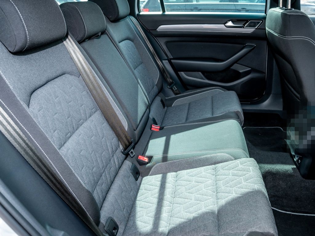 Volkswagen Passat Variant GTE 1.4 eHybrid AHK/Matrix/4xSitz foto 7