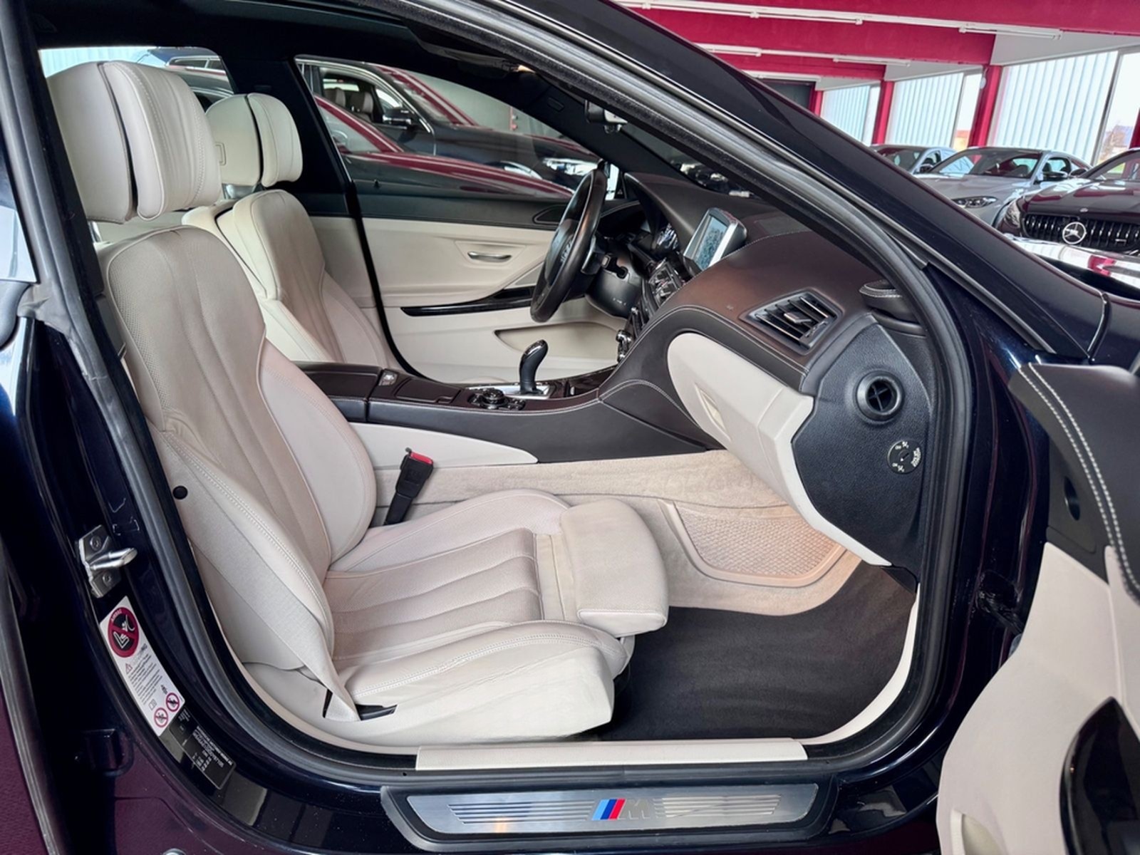 BMW 640d GranCoupé M Paket Pano LED ACC Komfortsitz foto 24