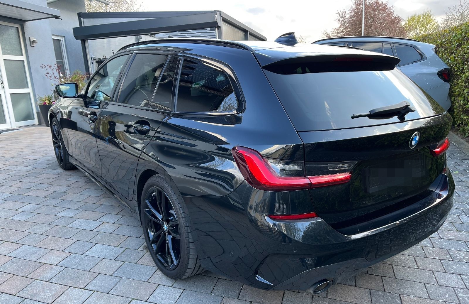 BMW 320 M Paket Leder LivePR Hifi PANO HUD Laser 19 foto 7